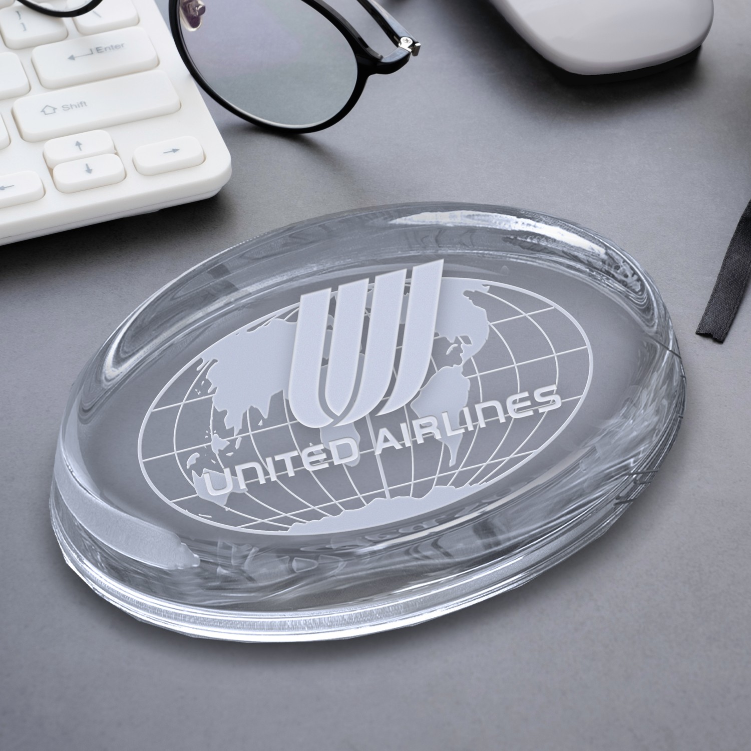Picture of Savannah Paperweight 4" W