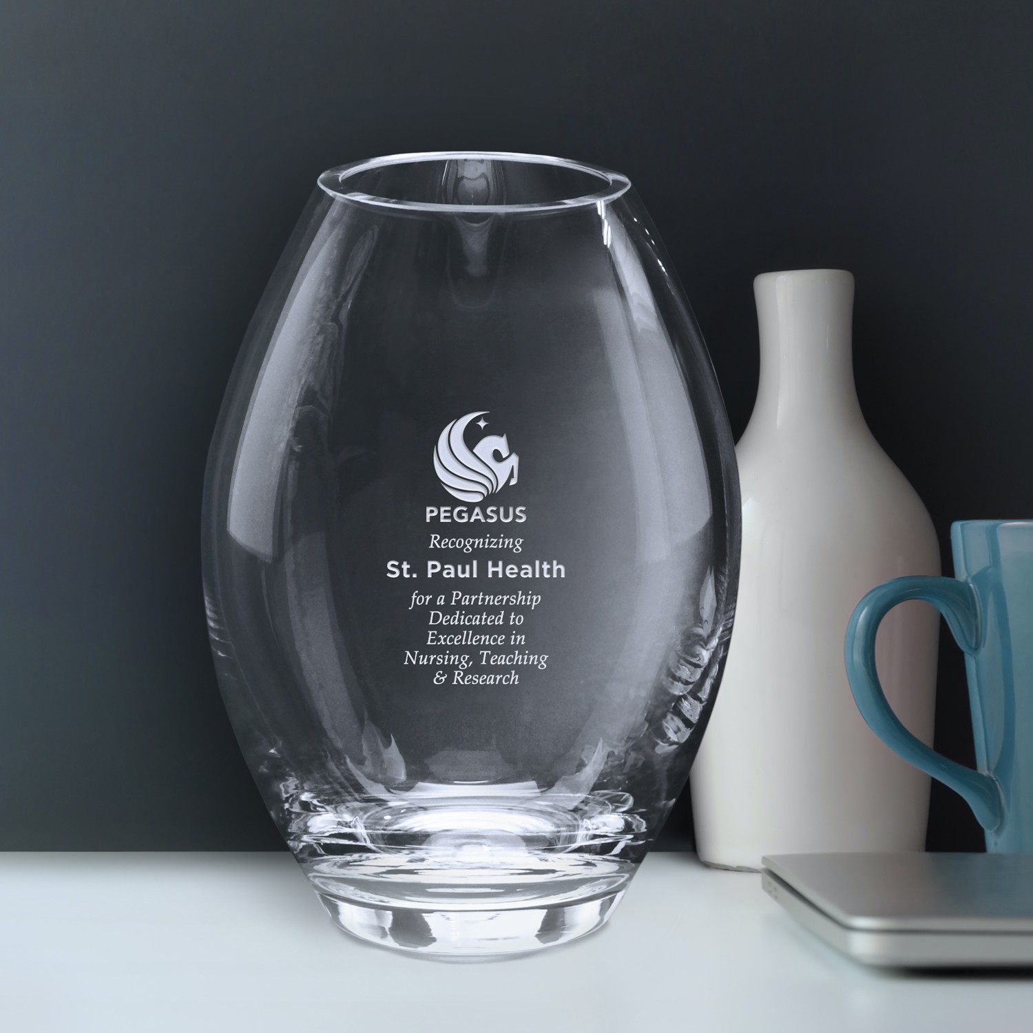 Picture of Clear Barrel Vase 8"