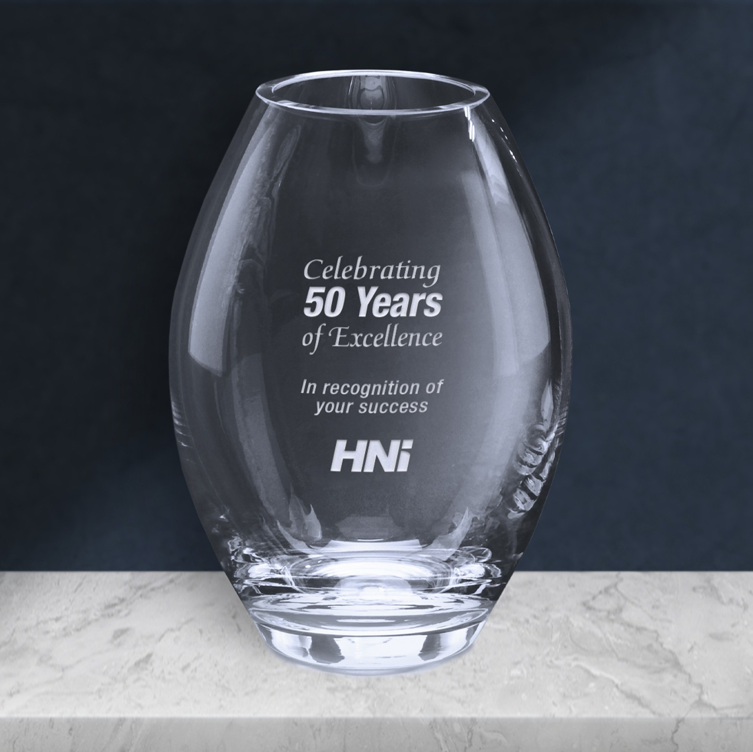 Picture of Clear Barrel Vase 10-1/2"