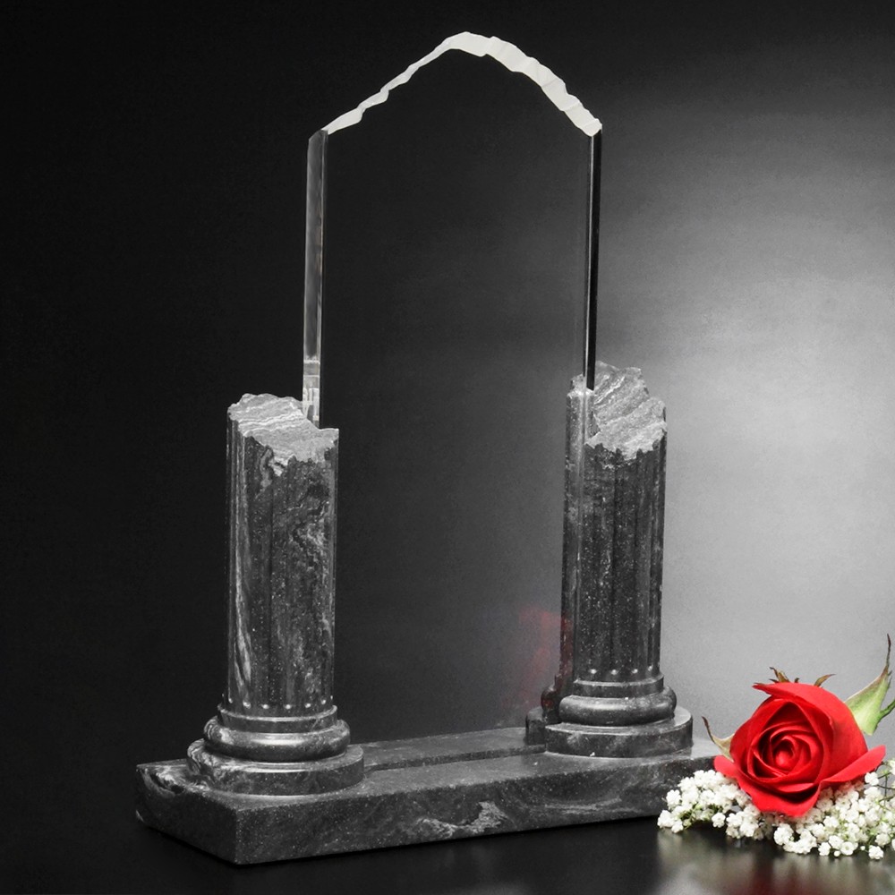 Picture of Apollo Award 11"