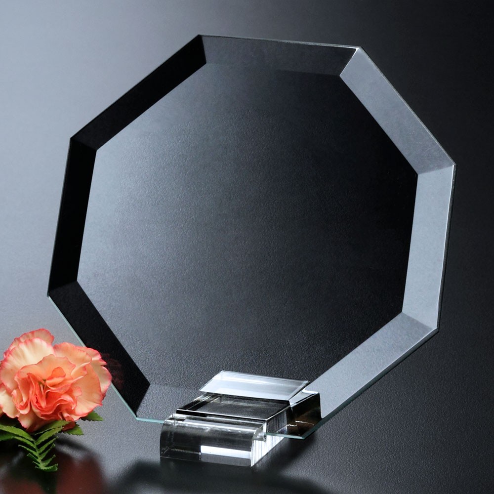 Picture of Prisma Octagon 6" Dia.