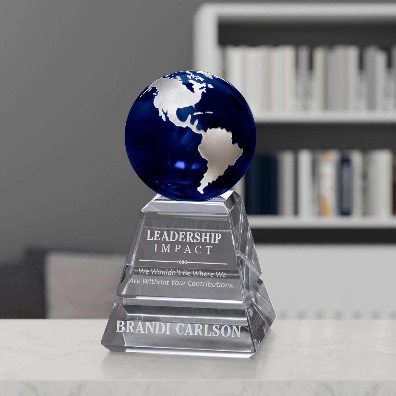 Picture of Explorer Globe Silver 6"