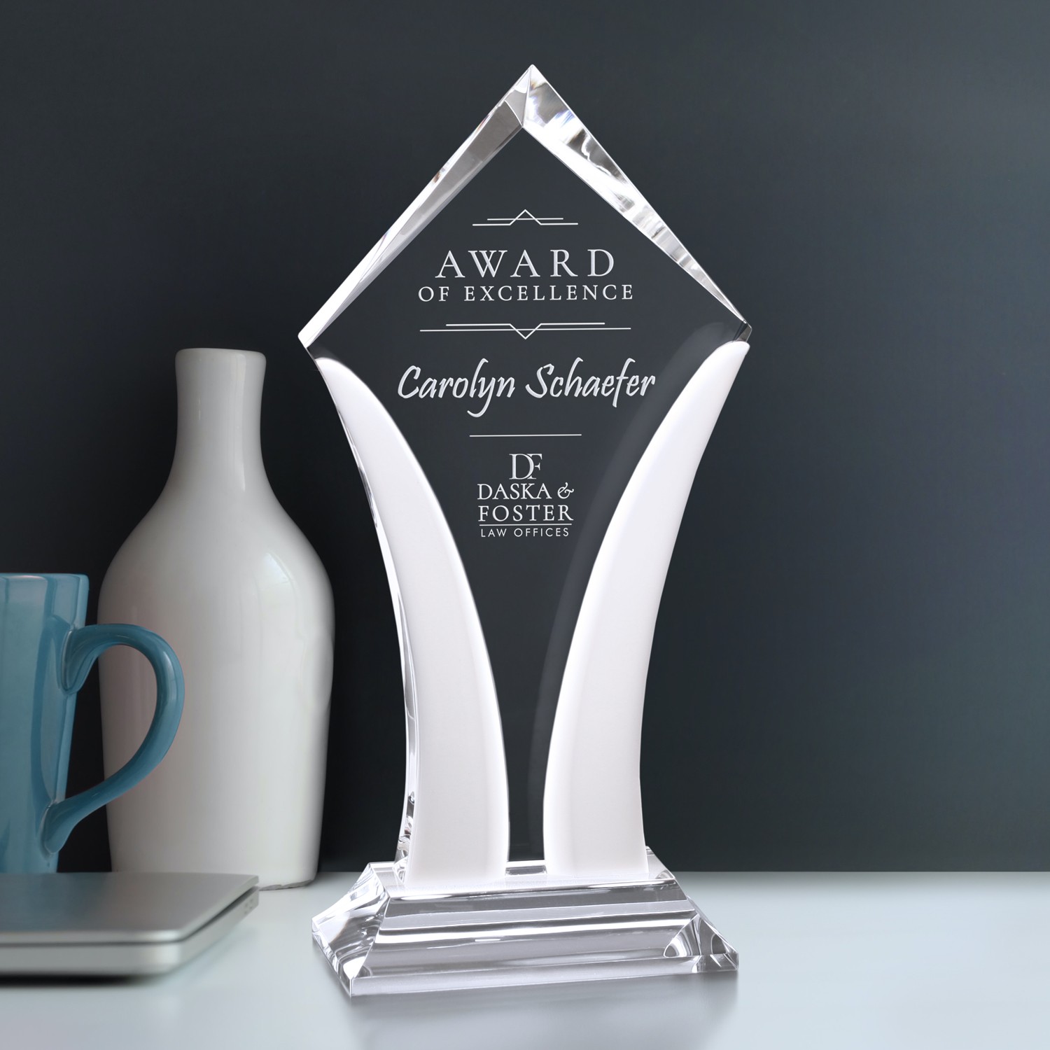 Picture of Aurora Award 10-1/2"