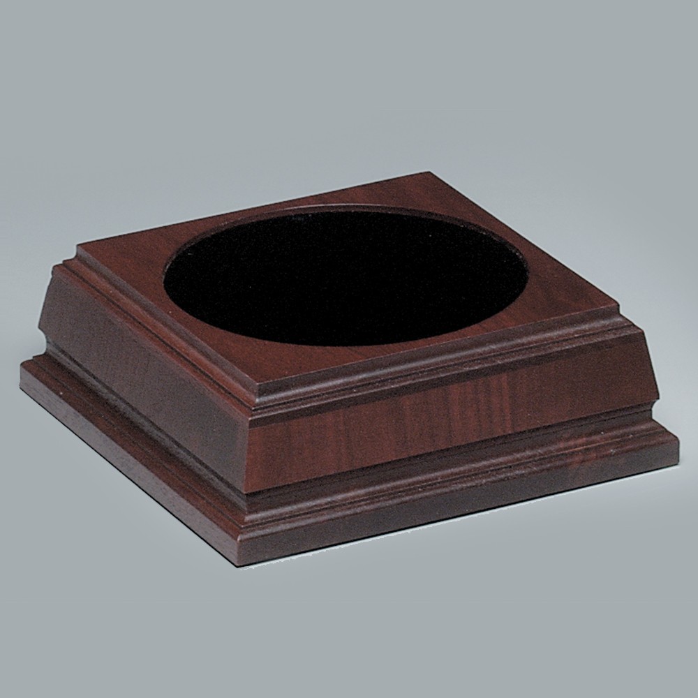 Picture of Royal Finish Base 7" W