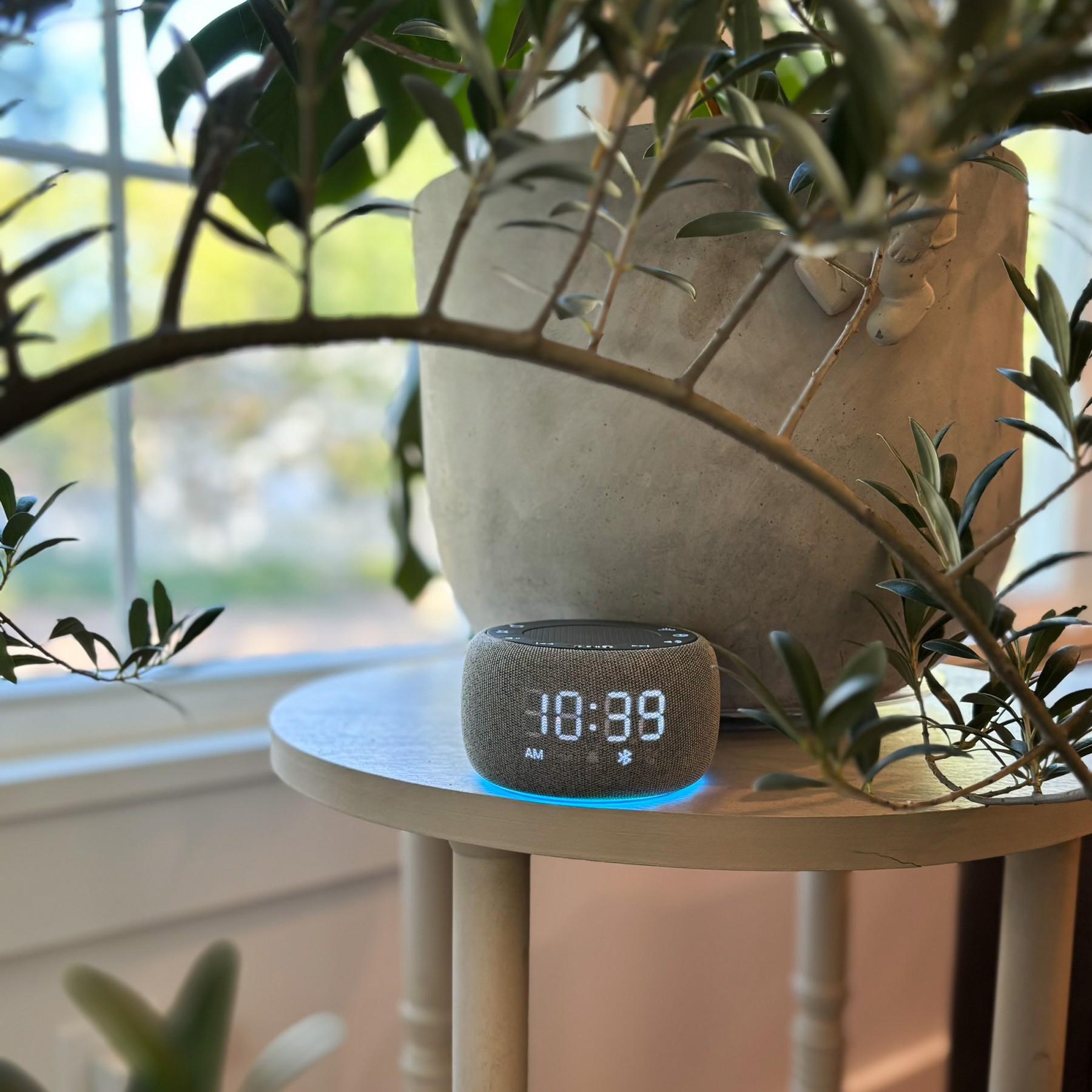 Picture of iLive Gentle Wake Alarm Clock White Noise Machine - Earl Grey