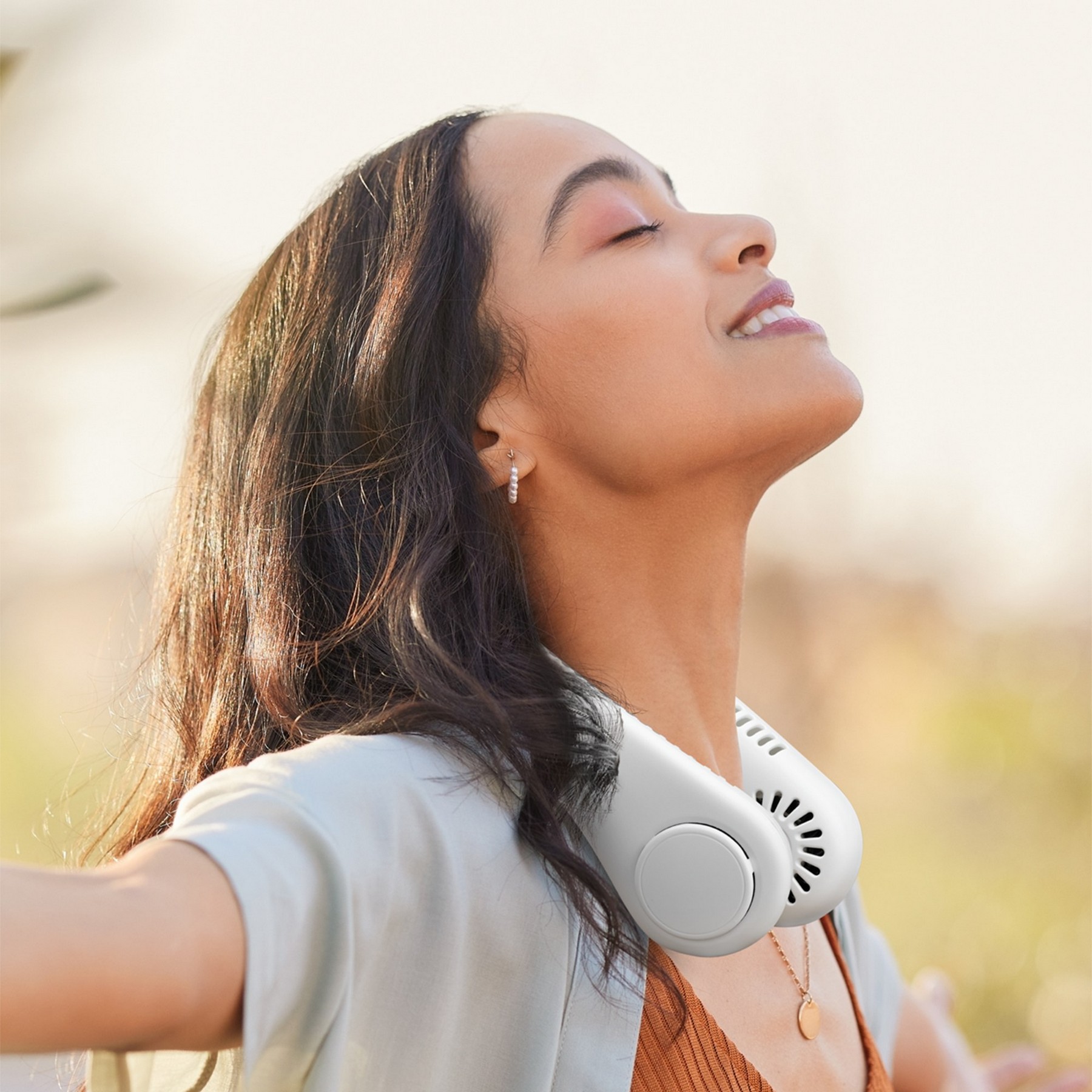 Picture of iLive GPX Portable Neck Fan - White