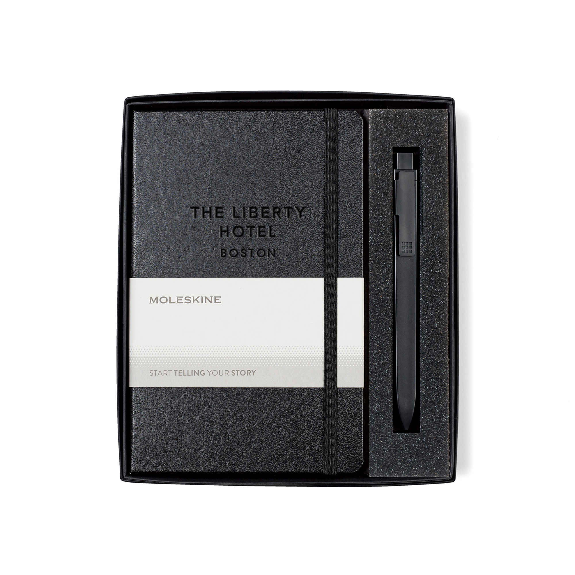 Picture of Moleskine Medium Notebook and GO Pen Gift Set - Black
