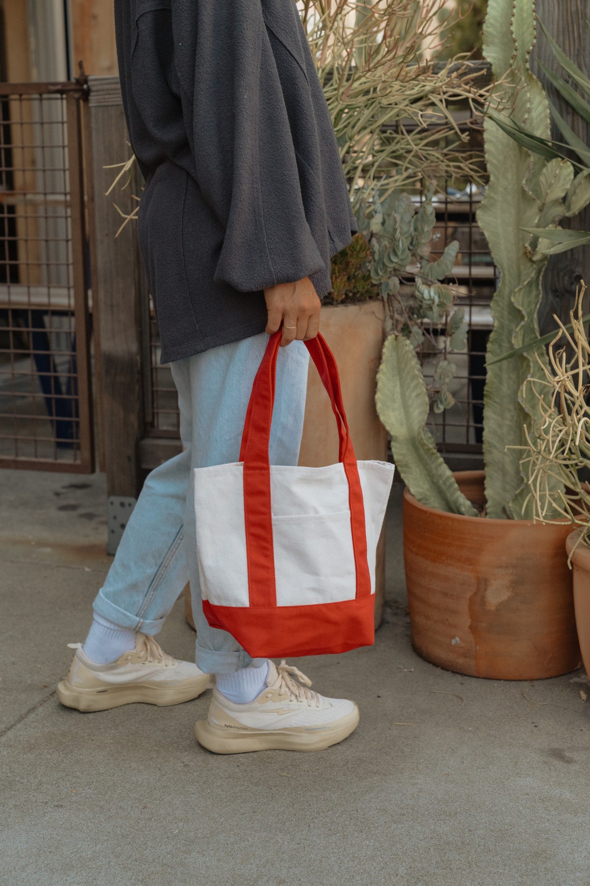 Picture of Mini Canvas Tote - Red