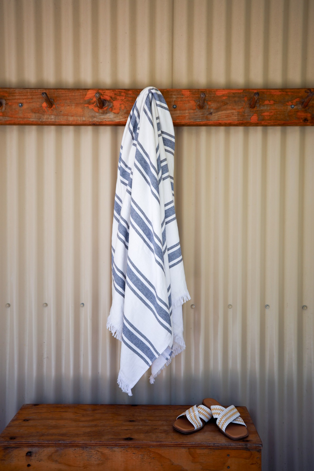 Picture of Bayside Oversized Resort Towel - Bayside Beach Towel