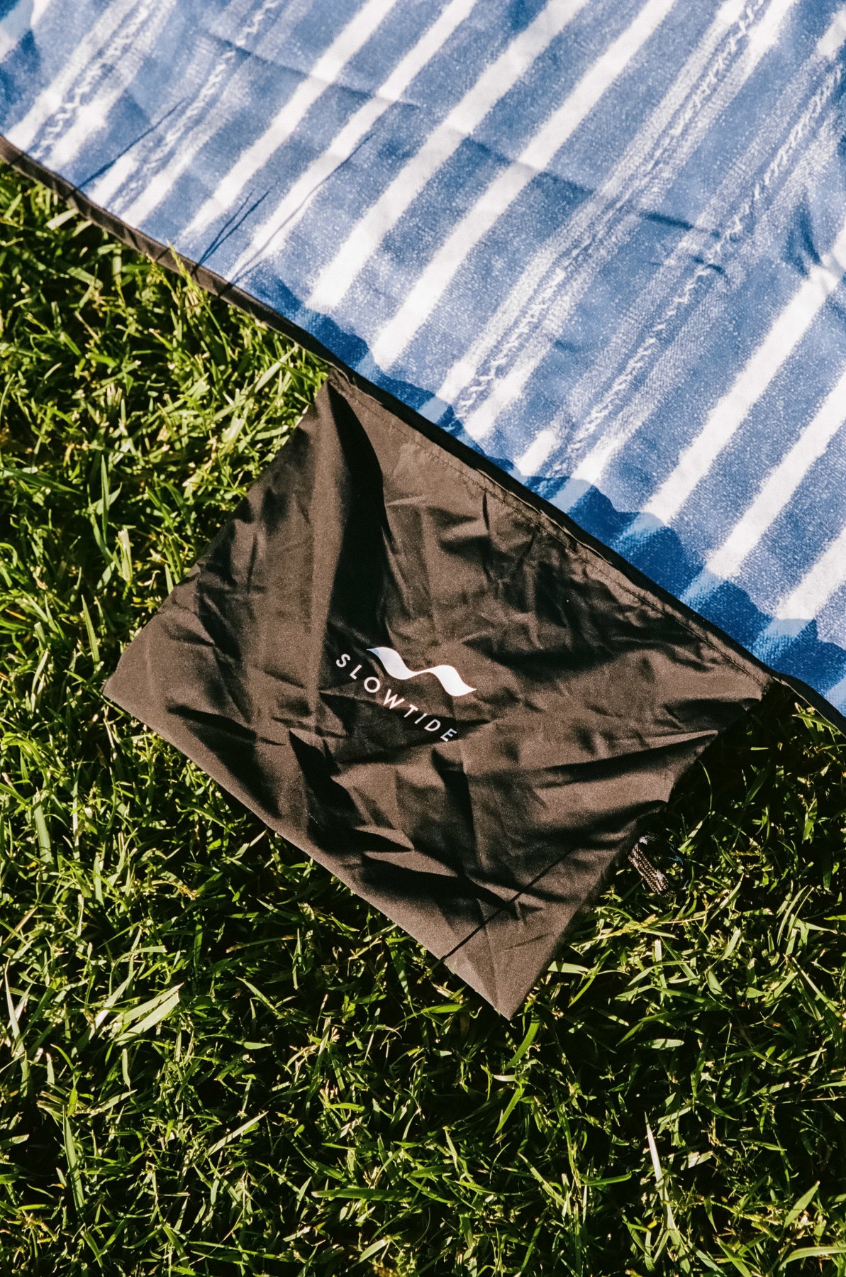 Picture of Slowtide Quick Dry Picnic Blanket - Kyoto