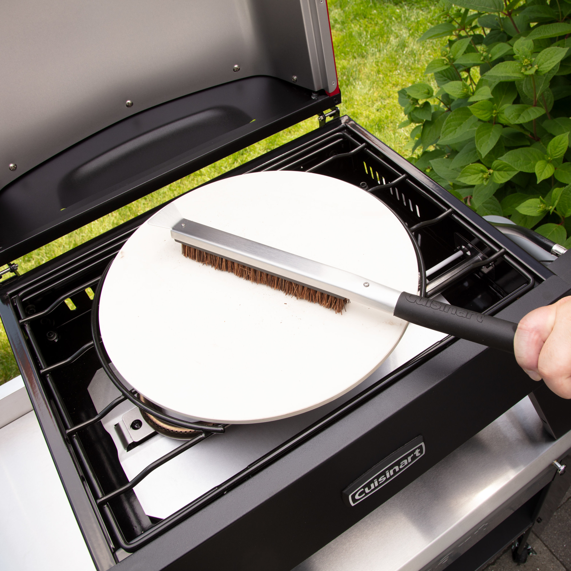 Picture of Cuisinart Outdoors Pizza Oven - Black-Red