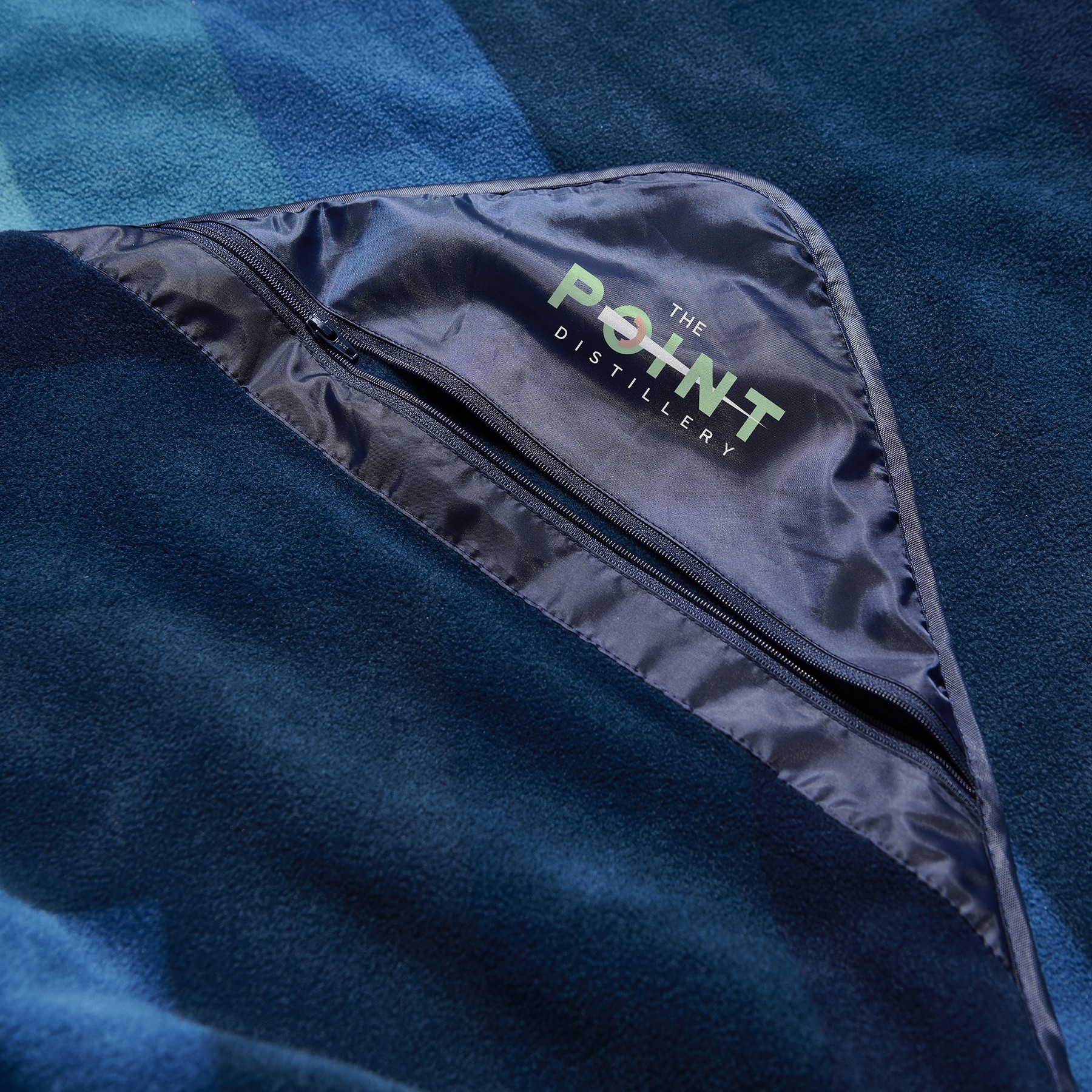 Picture of Slowtide Camp Blanket - Mirage
