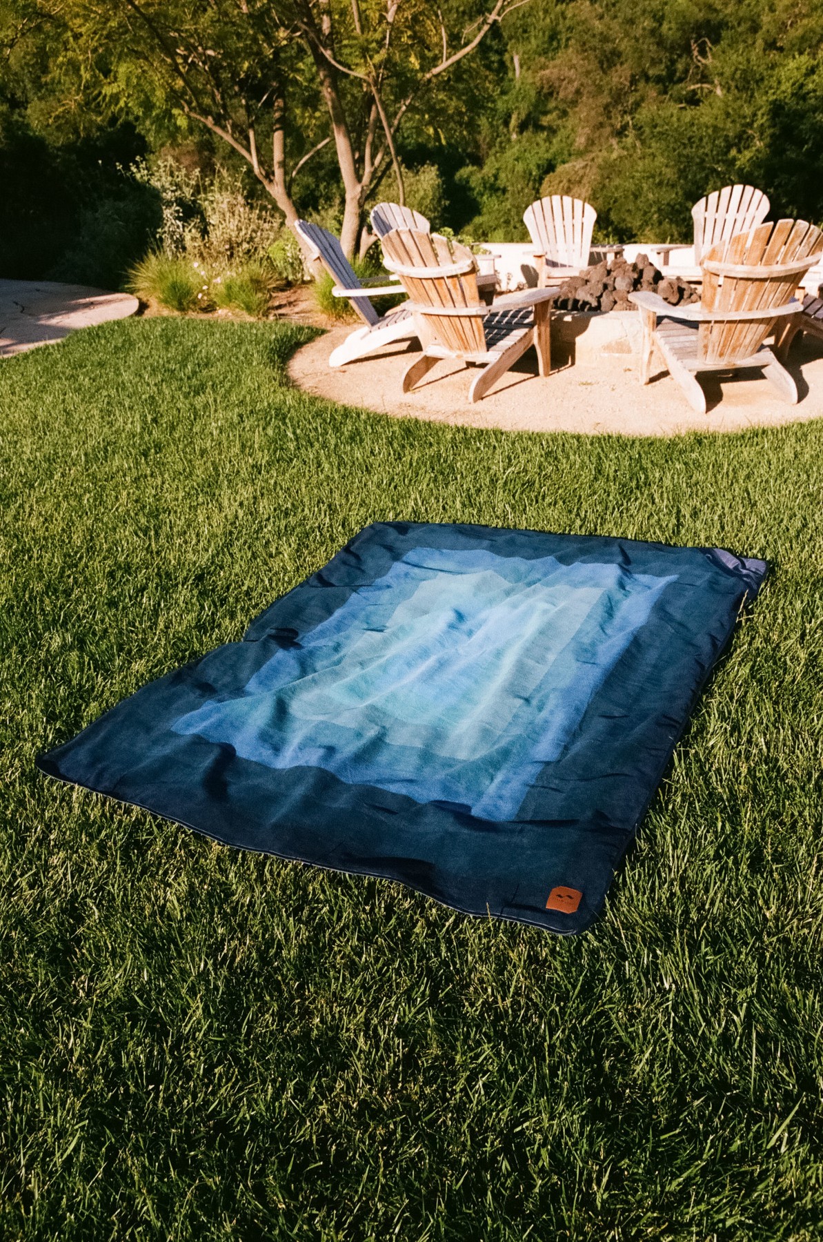 Picture of Slowtide Camp Blanket - Mirage