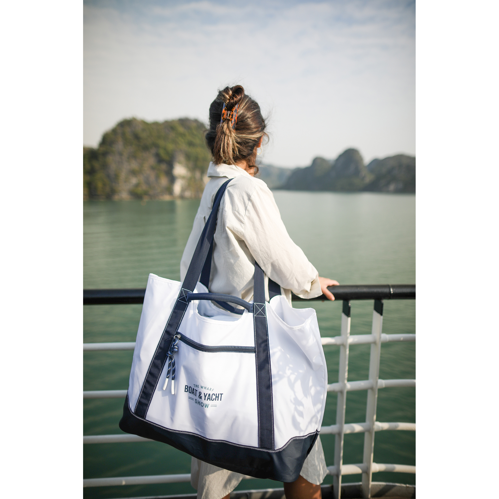 Picture of Harborside XL Boat Bag - White