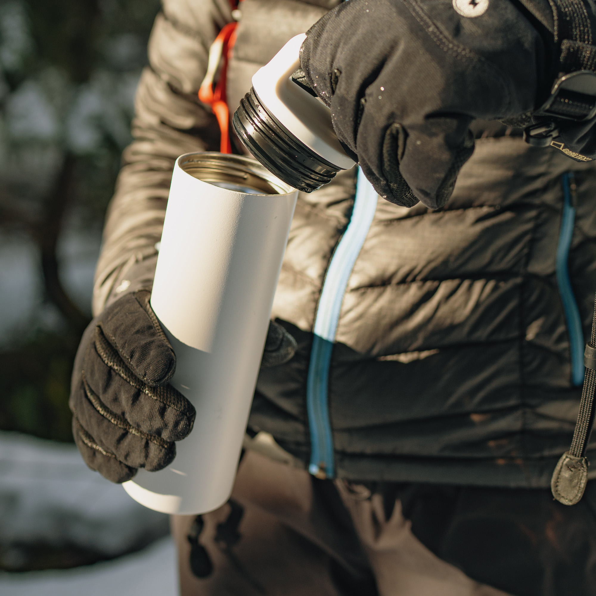 Picture of MiiR Vacuum Insulated Wide Mouth Bottle - 20 Oz. - White Powder