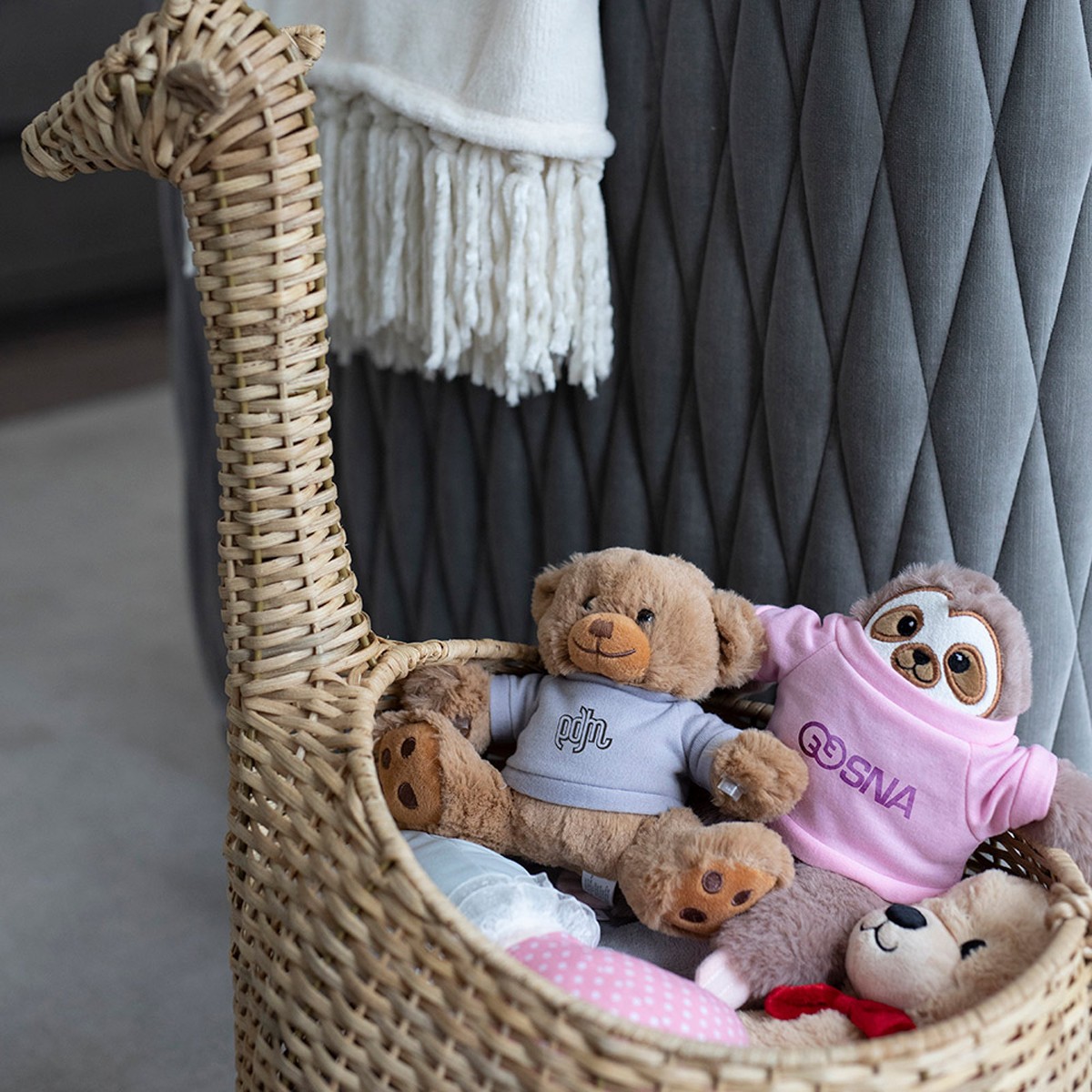 Picture of Chateau Chenille Fringed Blanket