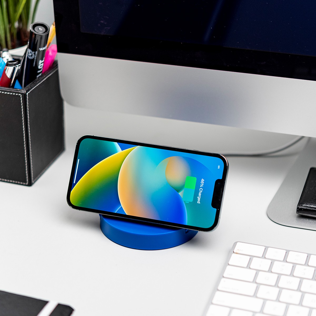 Picture of 10w Wireless Charger Phone Stand