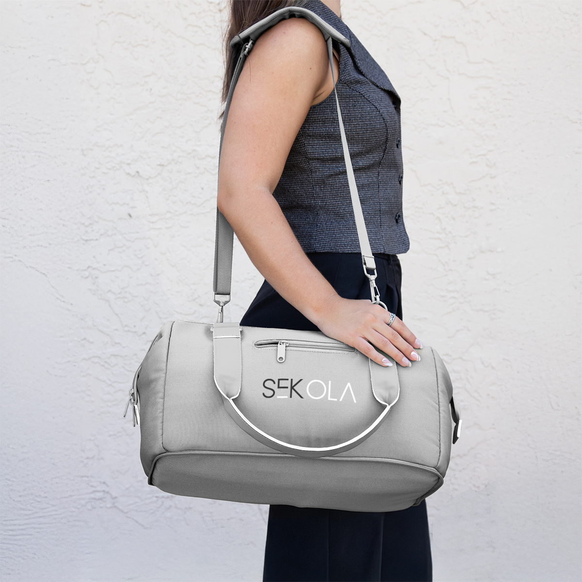 Picture of The Weekender Mini Travel Bag With Drop Bottom