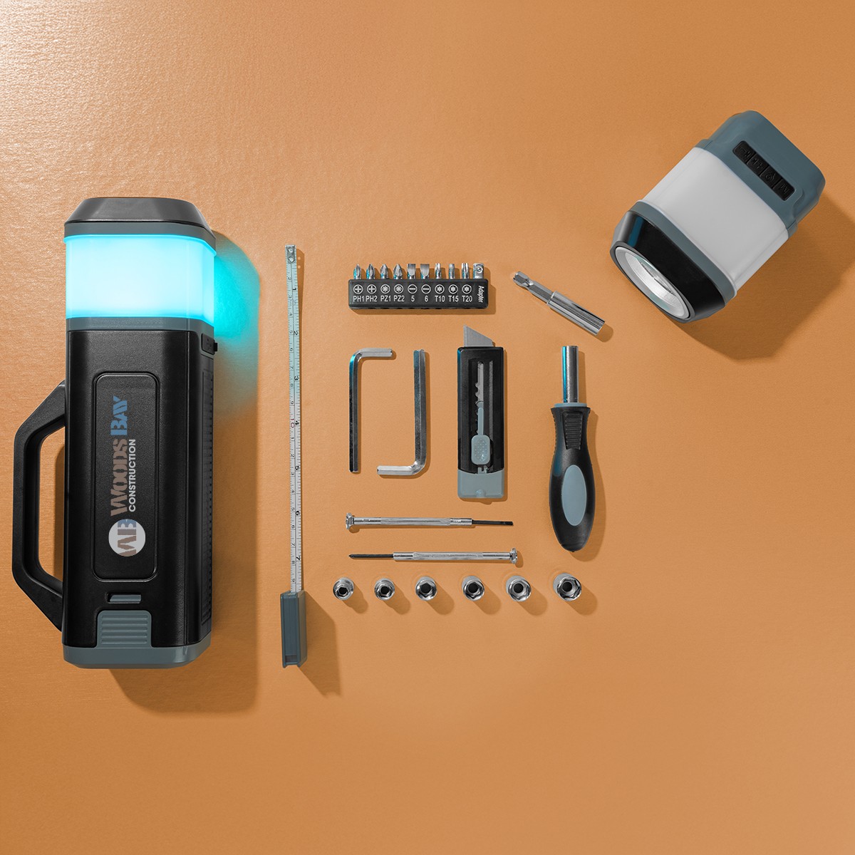 Picture of 24-piece Tool Set With Rechargeable Led Light