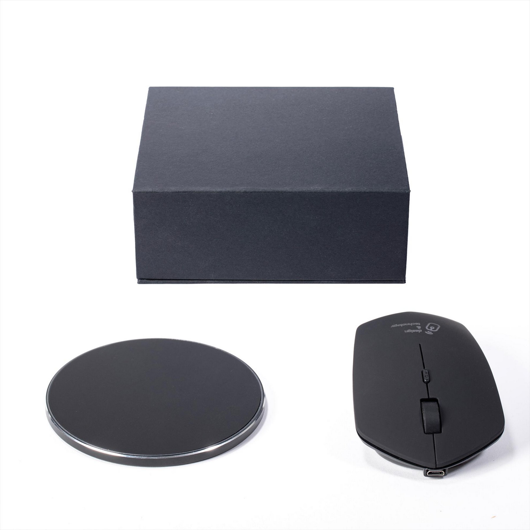 Picture of SCX Innovative Design™ Wireless Charging Mouse & Wireless Charger