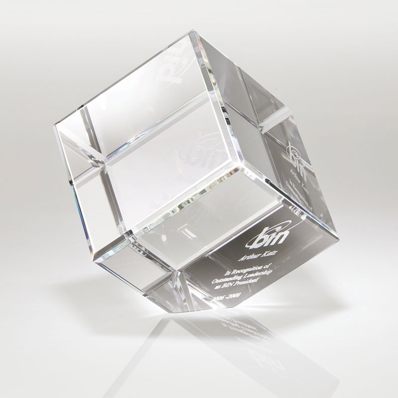 Picture of Canto II Crystal Corner Block
