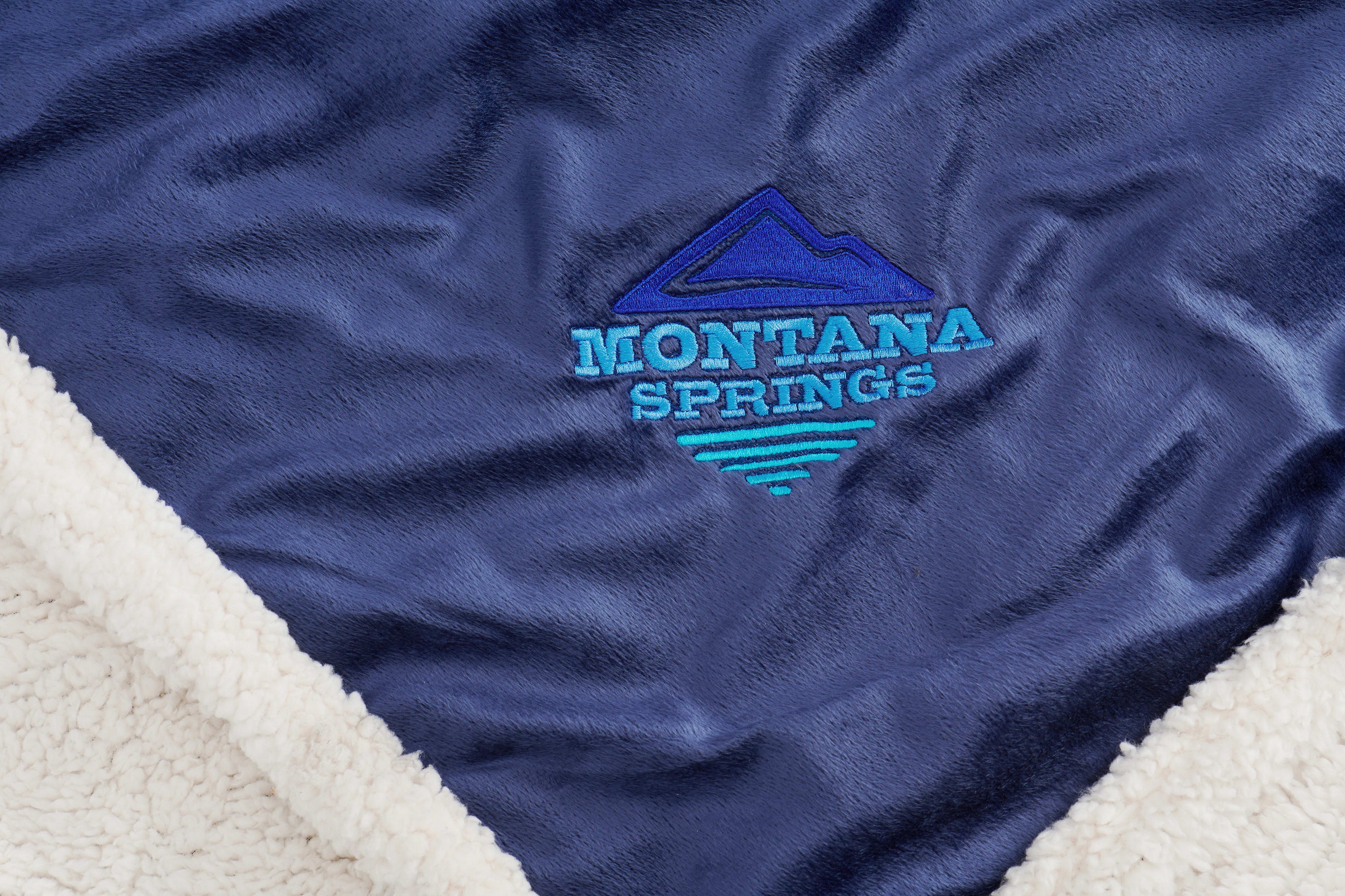 Picture of Field & Co.® Sherpa Blanket