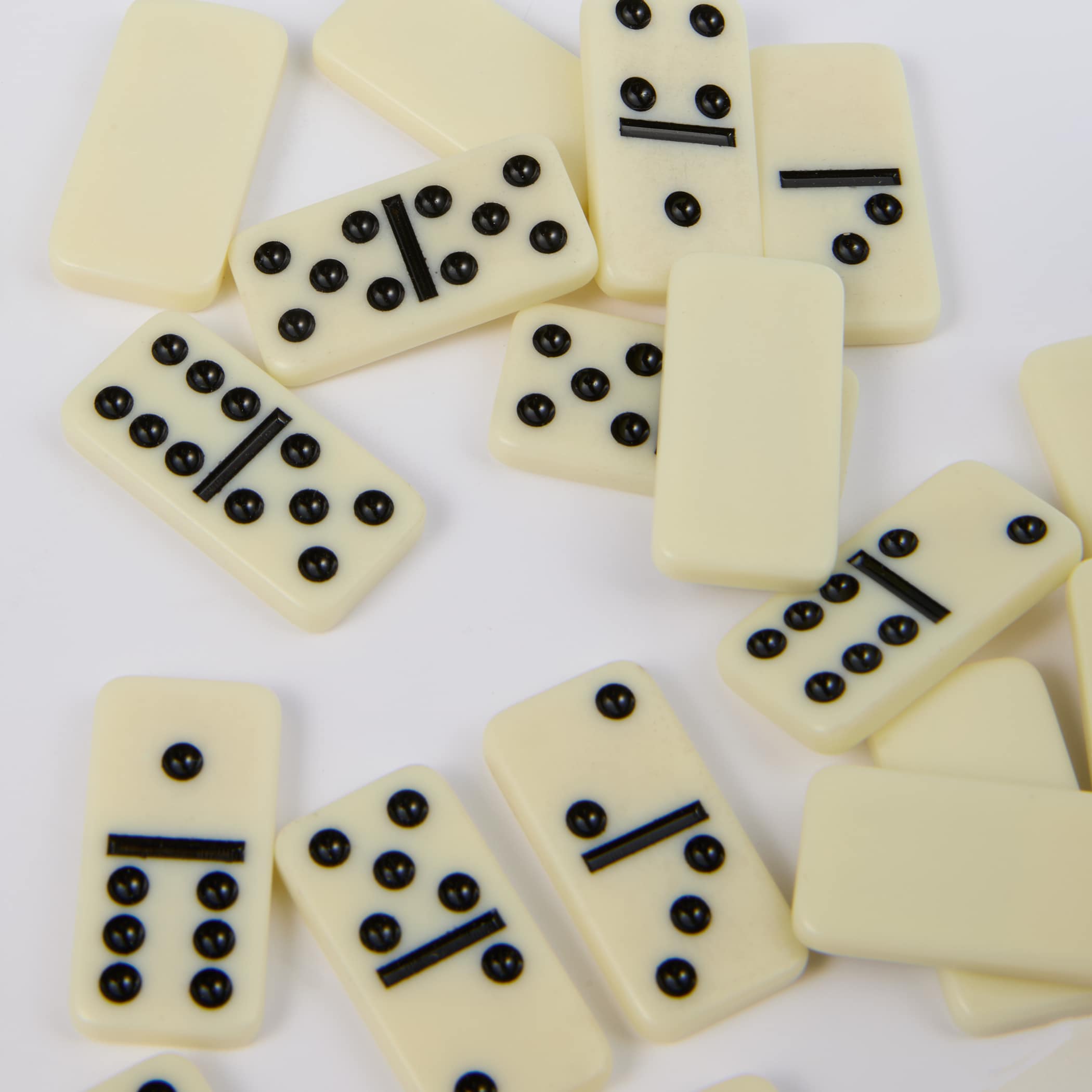 Picture of On-The-Go Dominoes Set