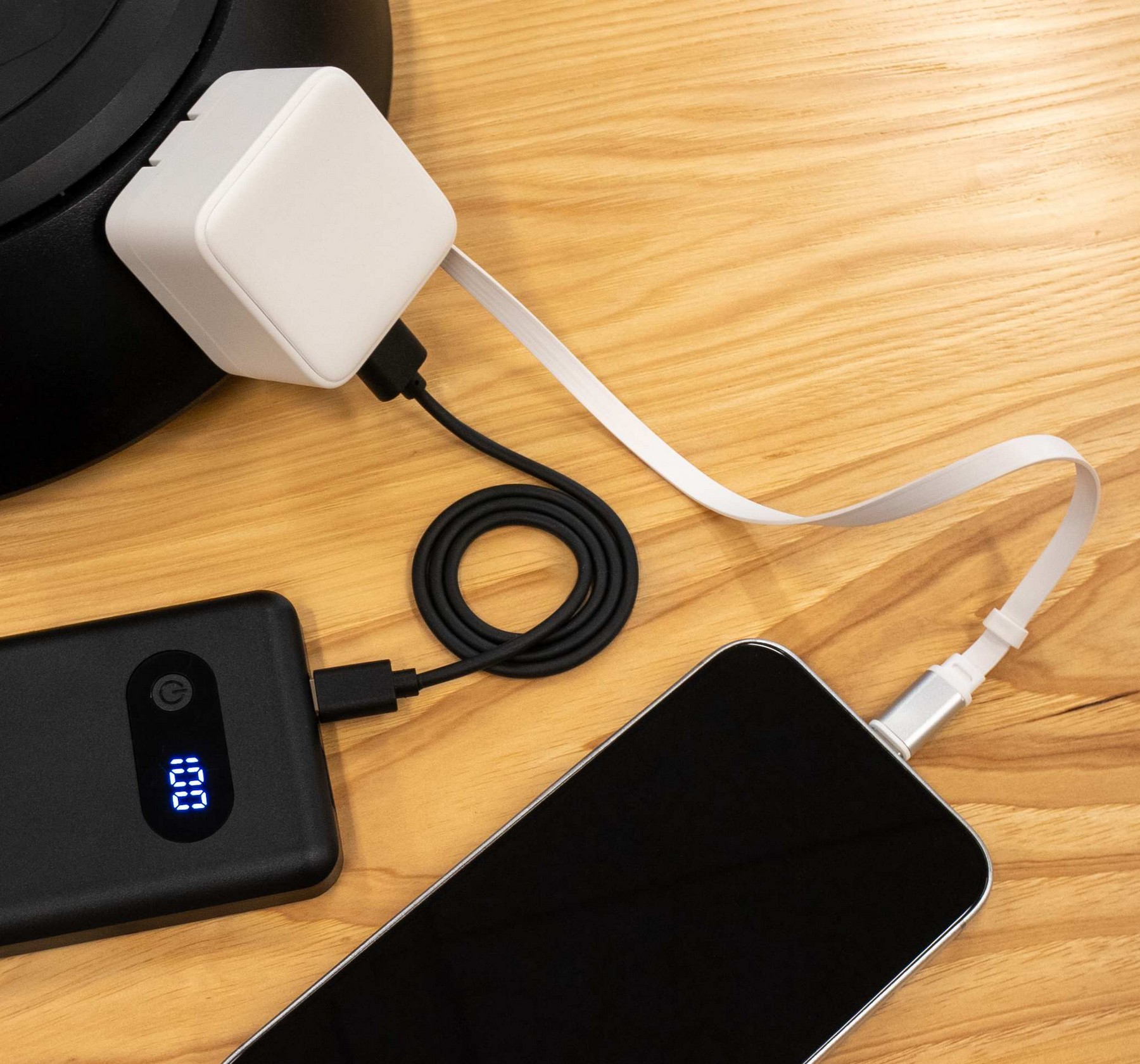 Picture of ETL Listed 20W Wall Charger with Retractable Cable