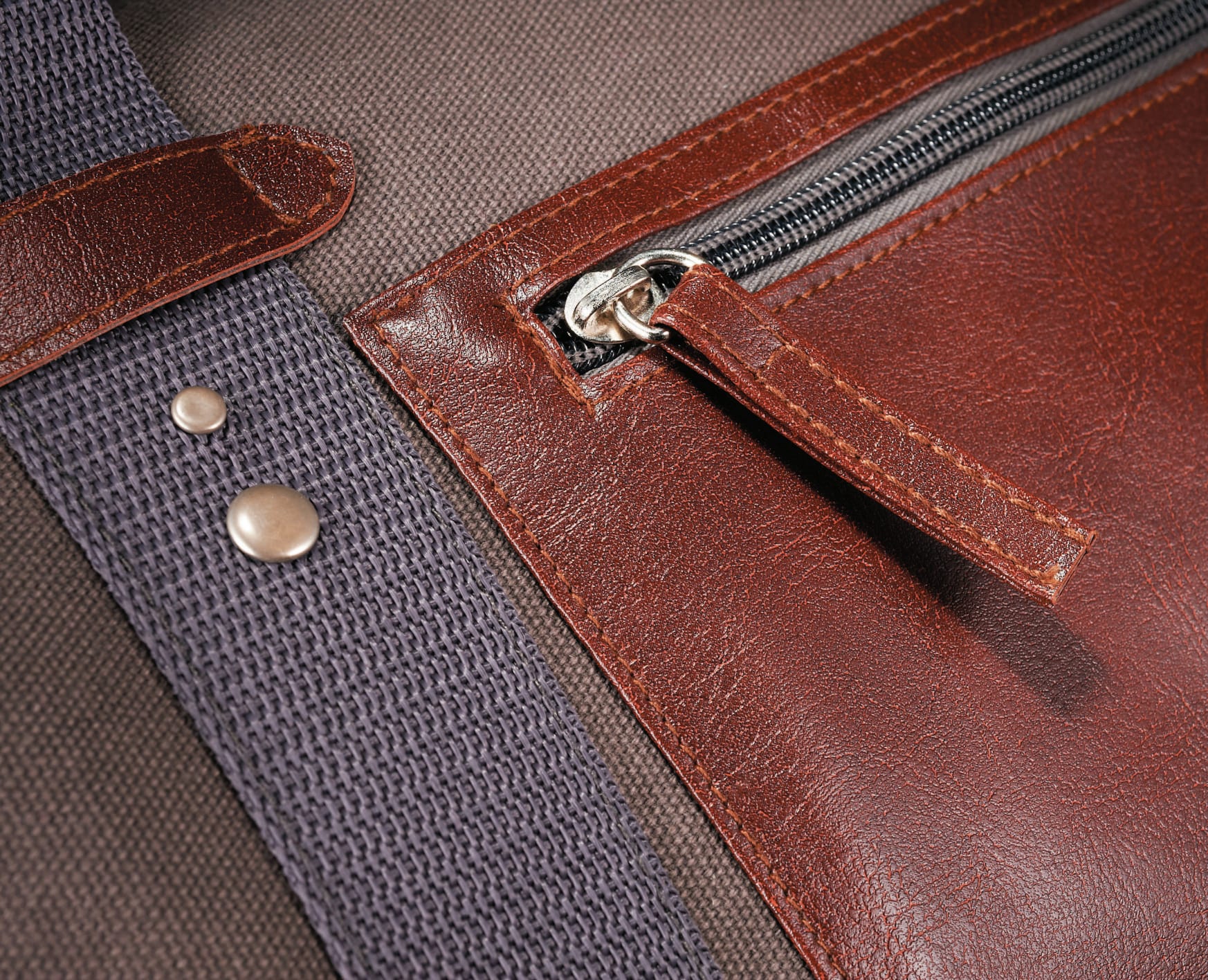Picture of Field & Co.® Classic 20'' Duffle Bag