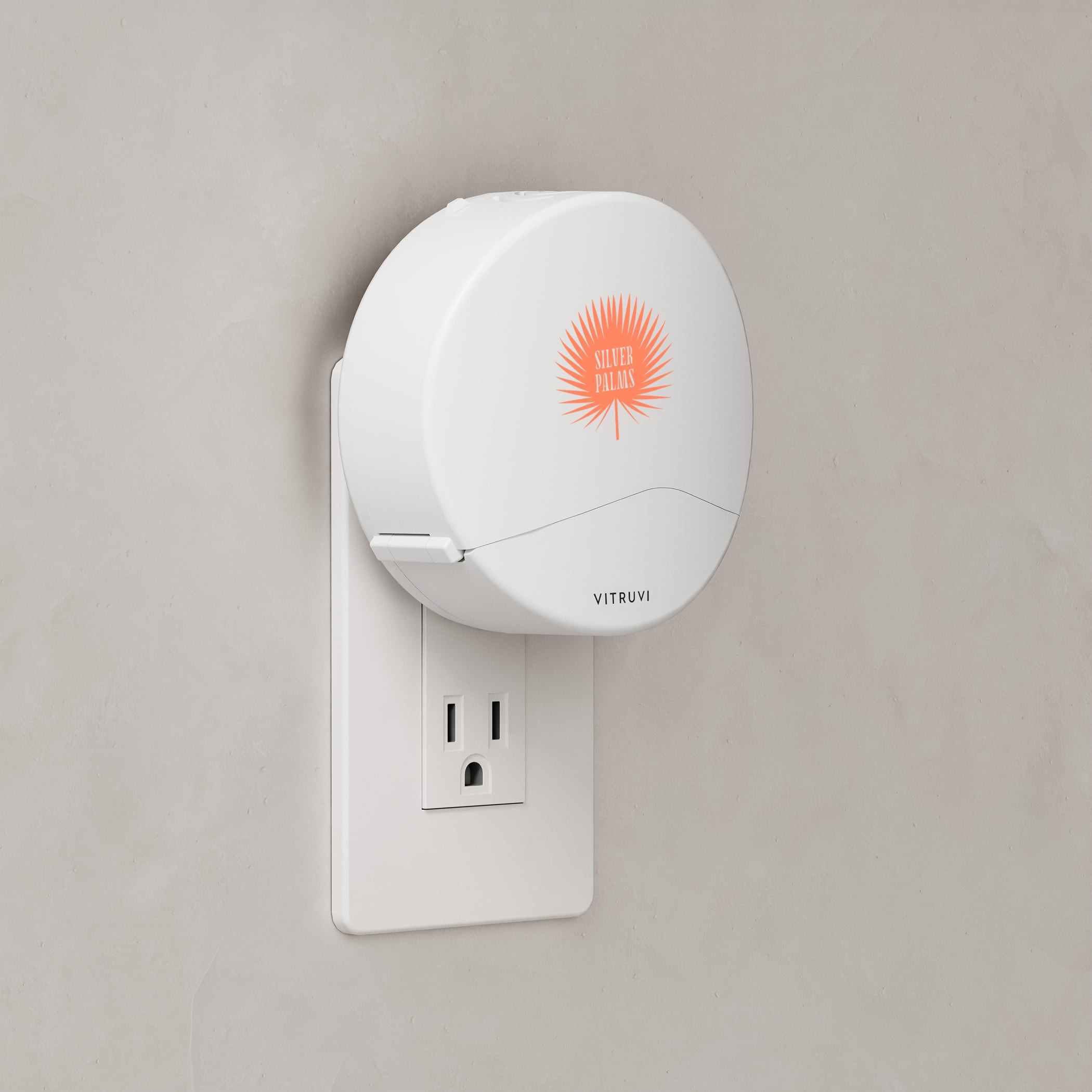 Picture of Vitruvi Plug-In Wall Diffuser + 1 Oil Bundle
