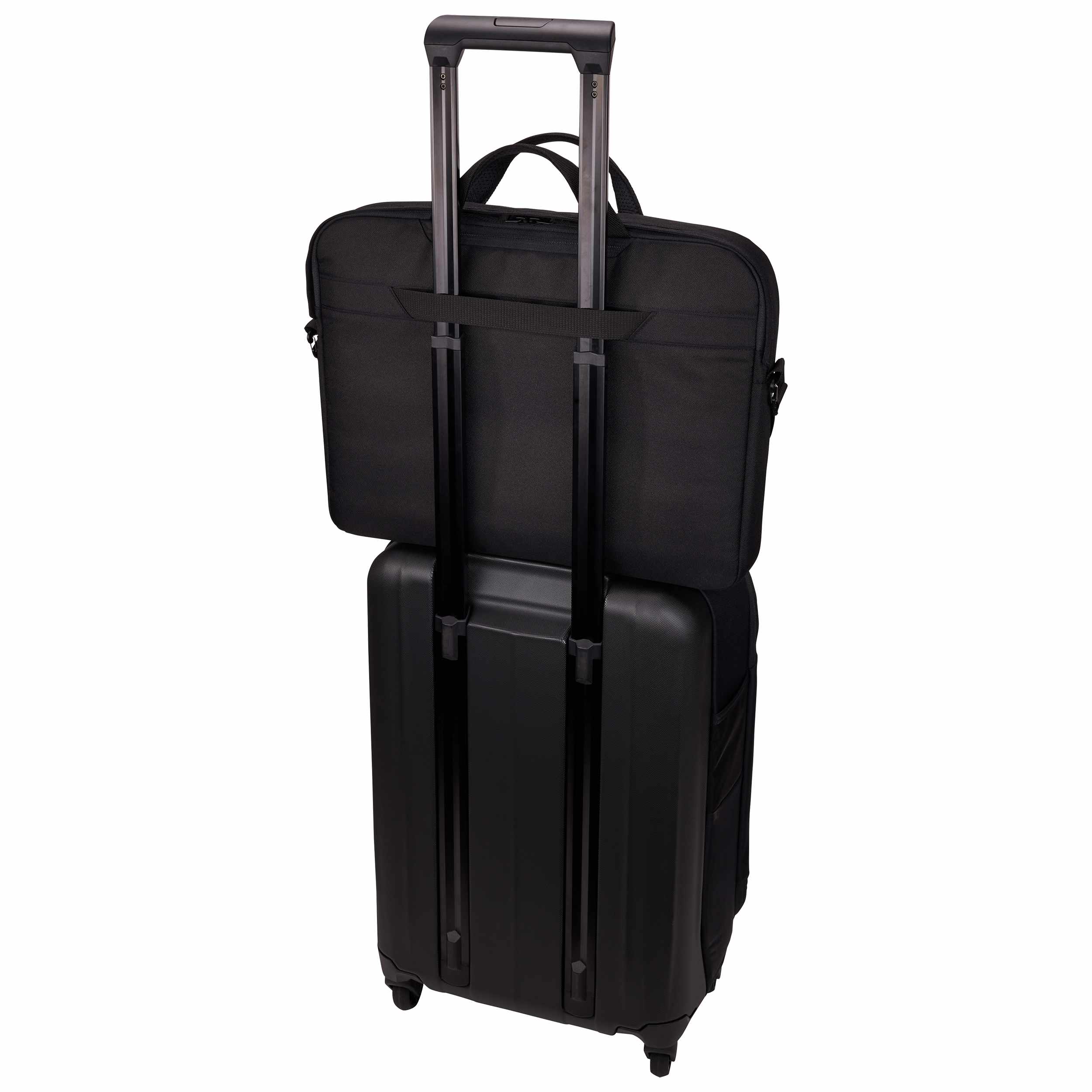Picture of Case Logic Invigo Recycled 16'' Messenger Bag