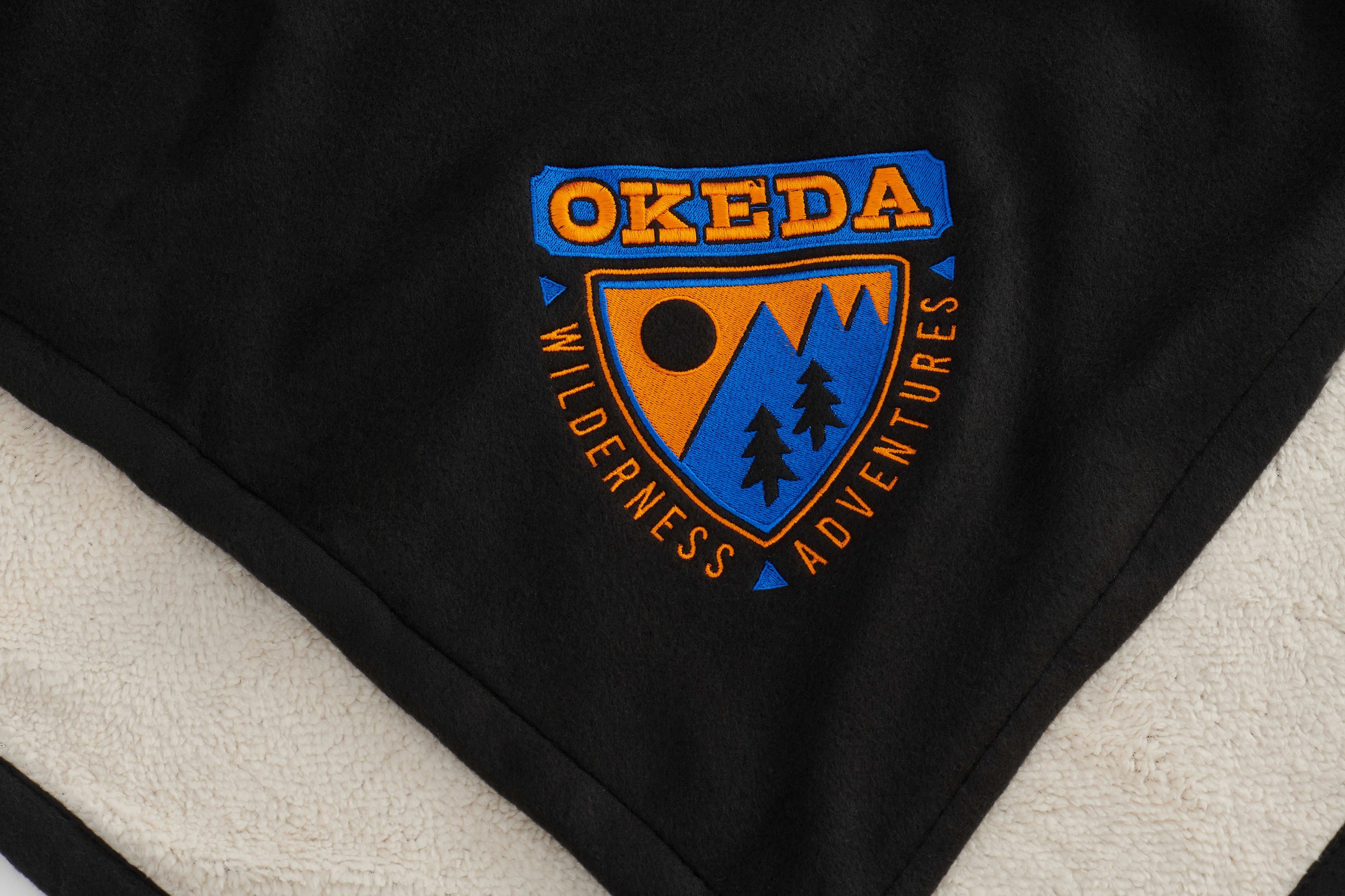 Picture of Fleece-Sherpa Blanket