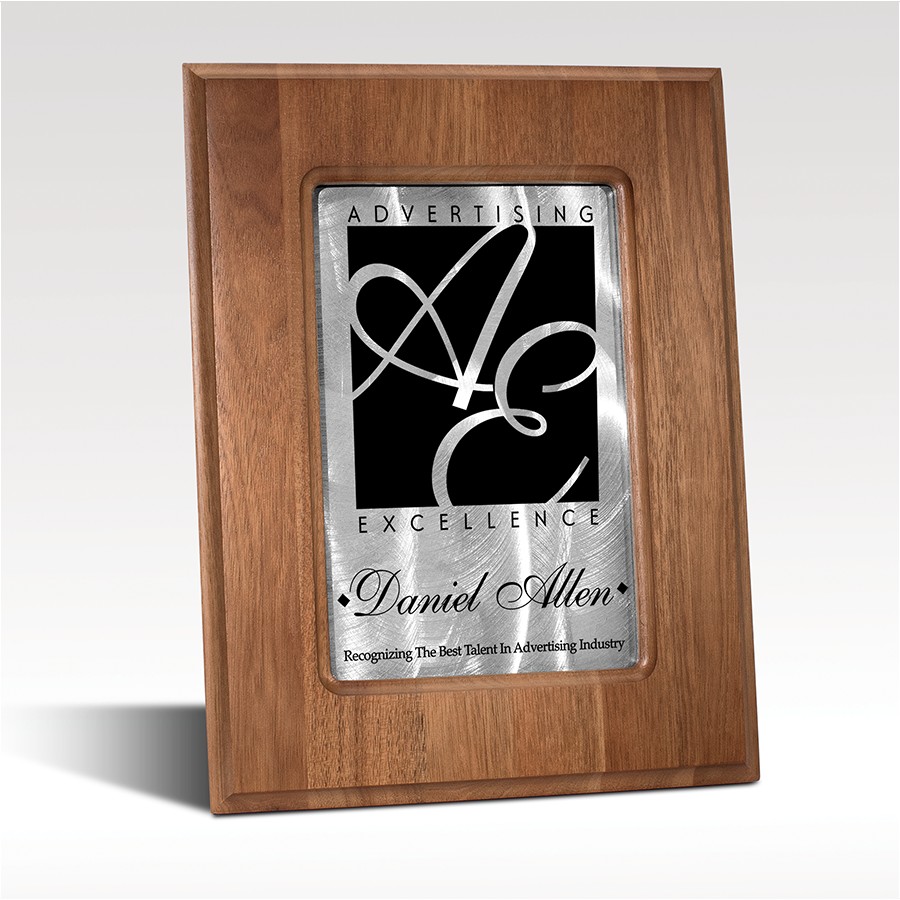 Picture of Walnut & Aluminum Award - 8x10 Regor