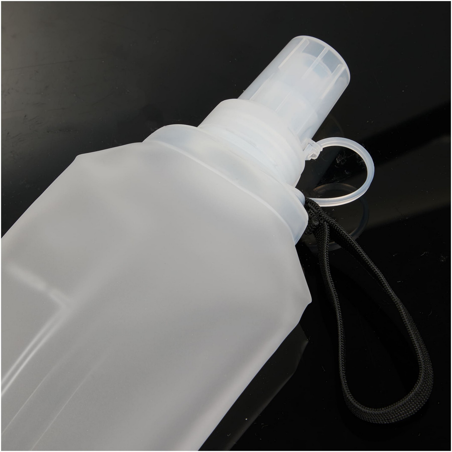Picture of Remy Collapsible Bottle 17oz