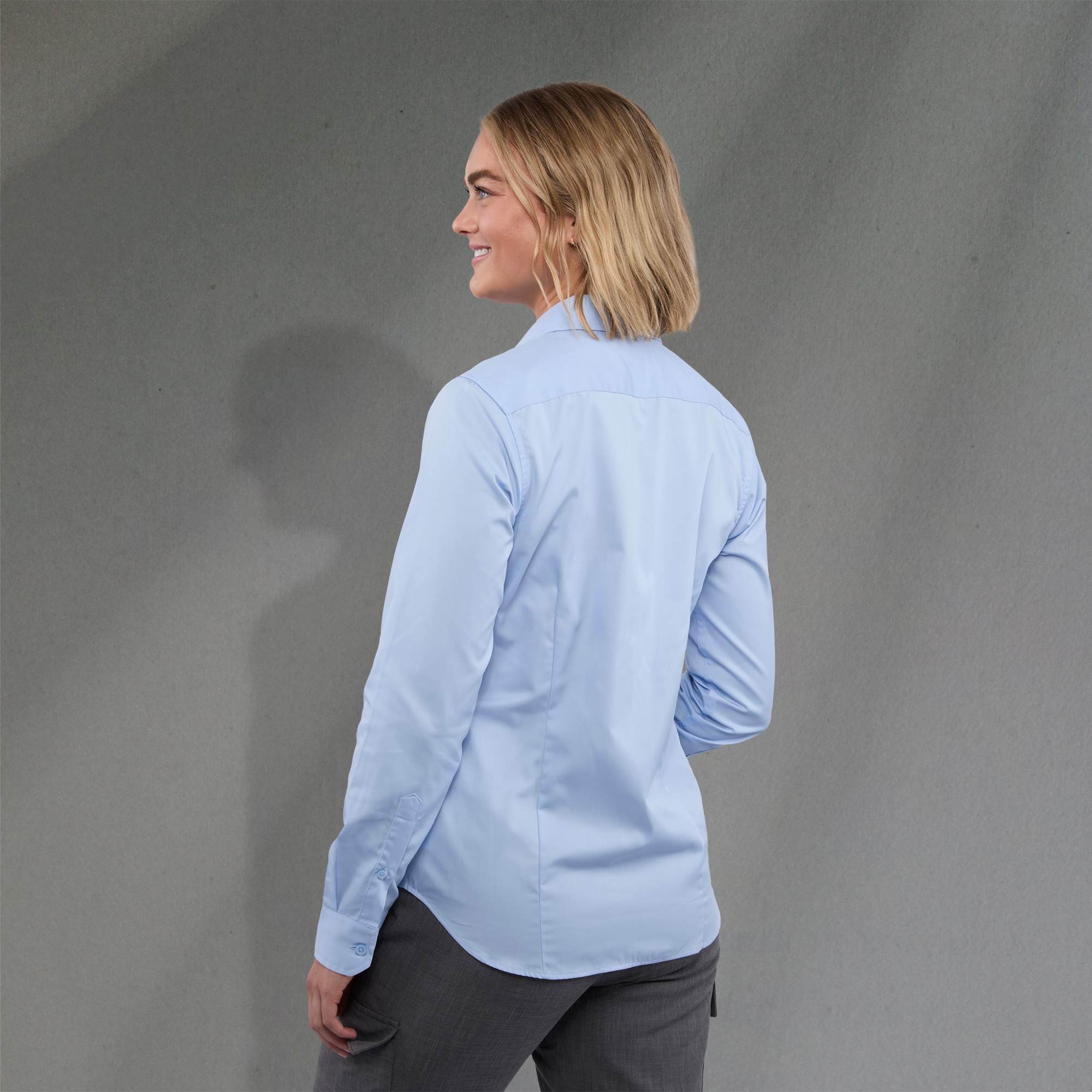 Picture of Women's WILSHIRE Long Sleeve Button Up Shirt