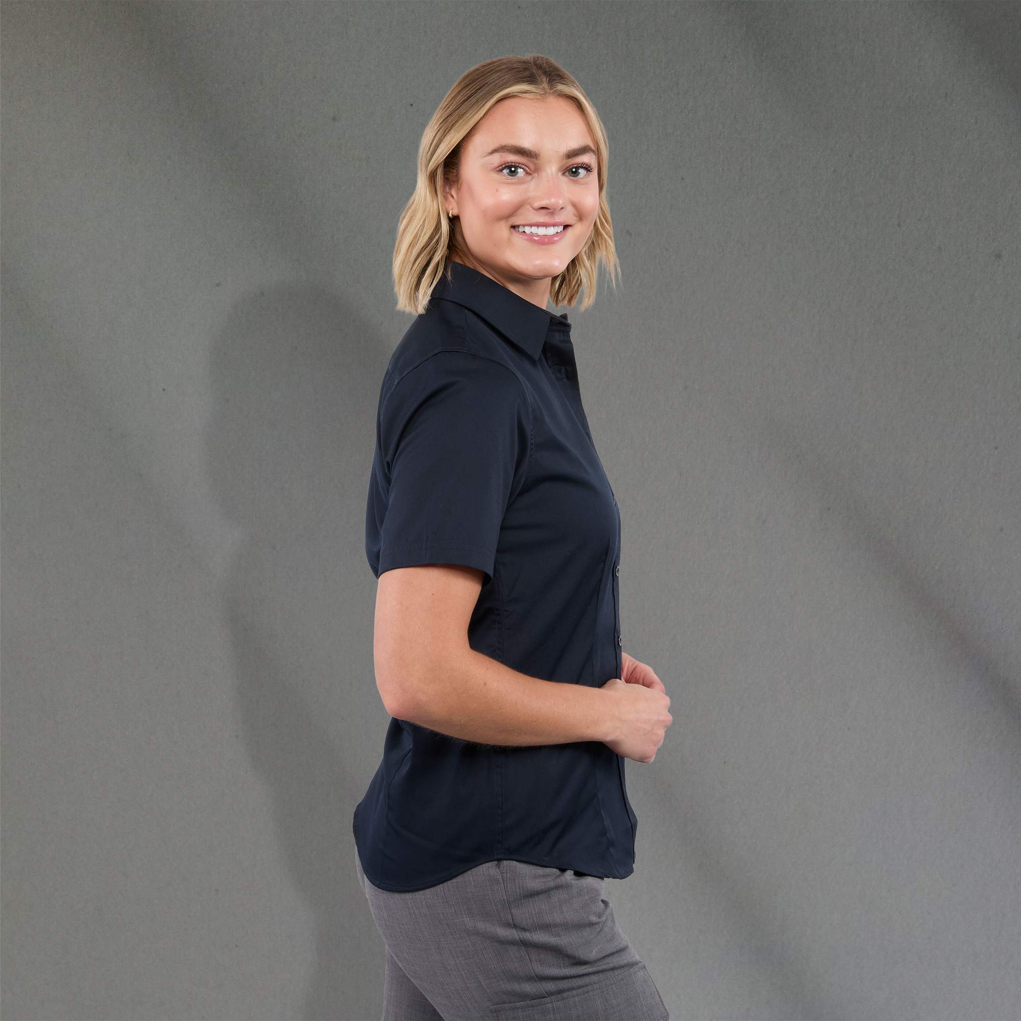Picture of Women's STIRLING Short Sleeve Shirt
