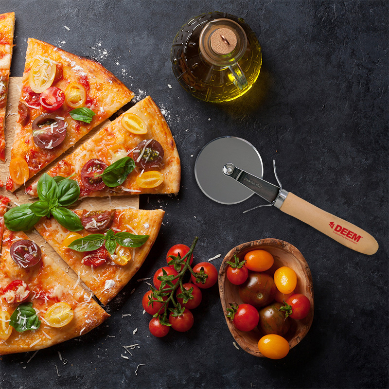 Picture of Wood Handle Pizza Cutter