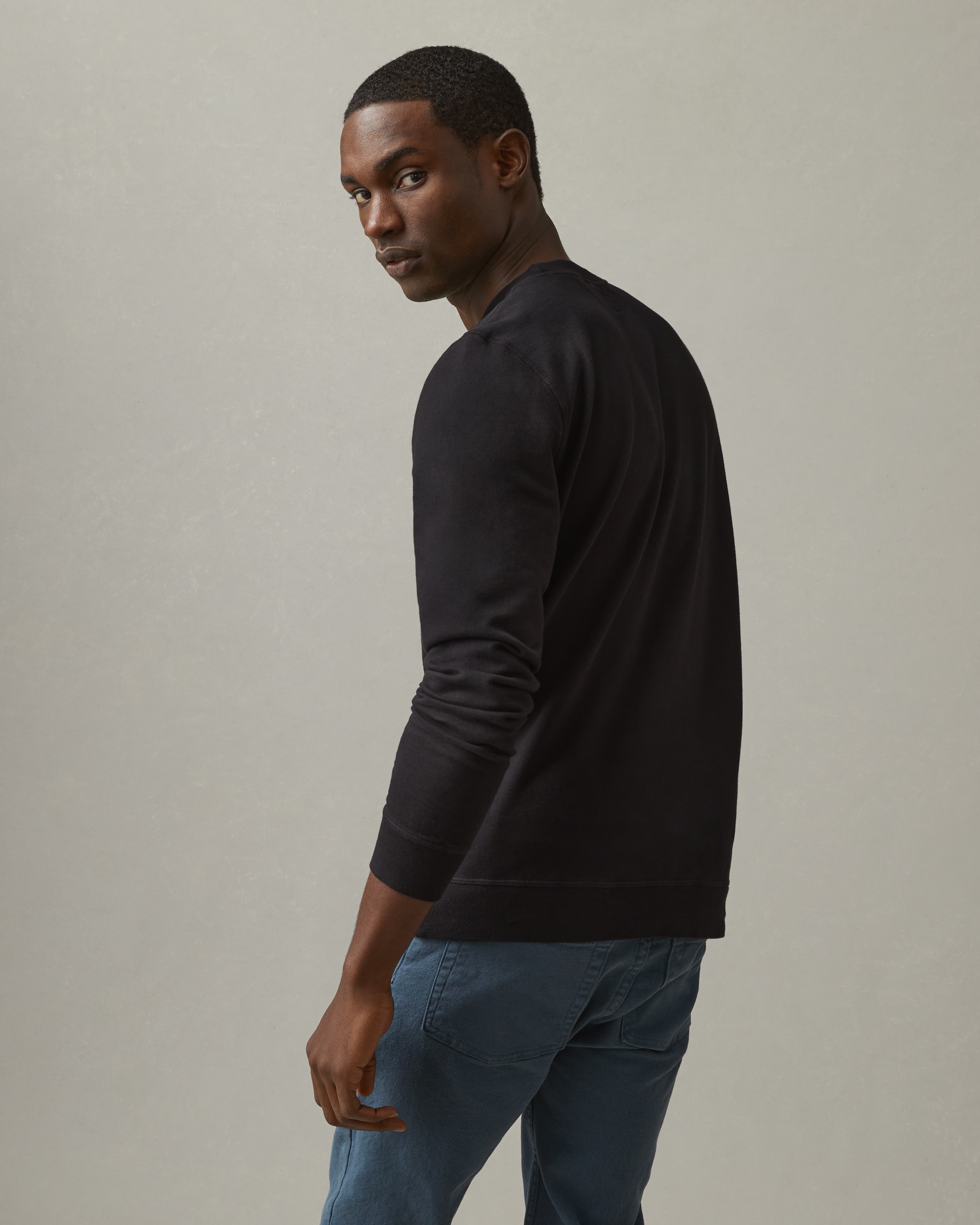 Picture of Men's American Giant Everyday Lightweight French Terry Classic Crew Sweatshirt