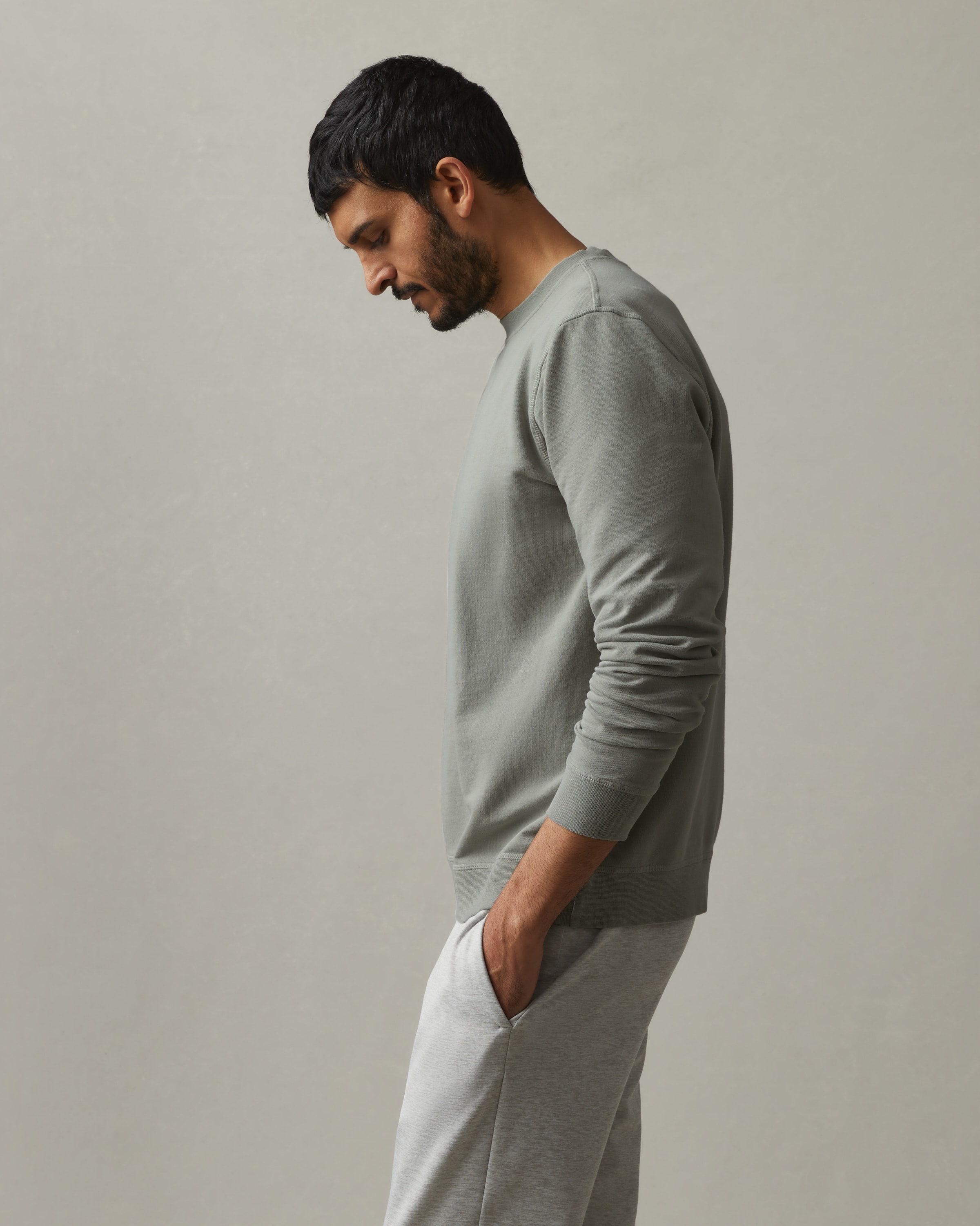 Picture of Men's American Giant Everyday Lightweight French Terry Classic Crew Sweatshirt