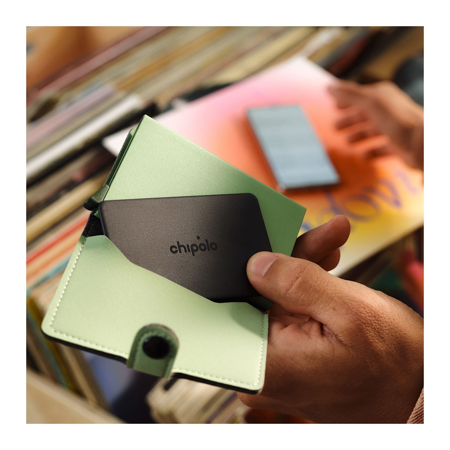 Picture of Chipolo CARD Rechargeable Bluetooth Tracker