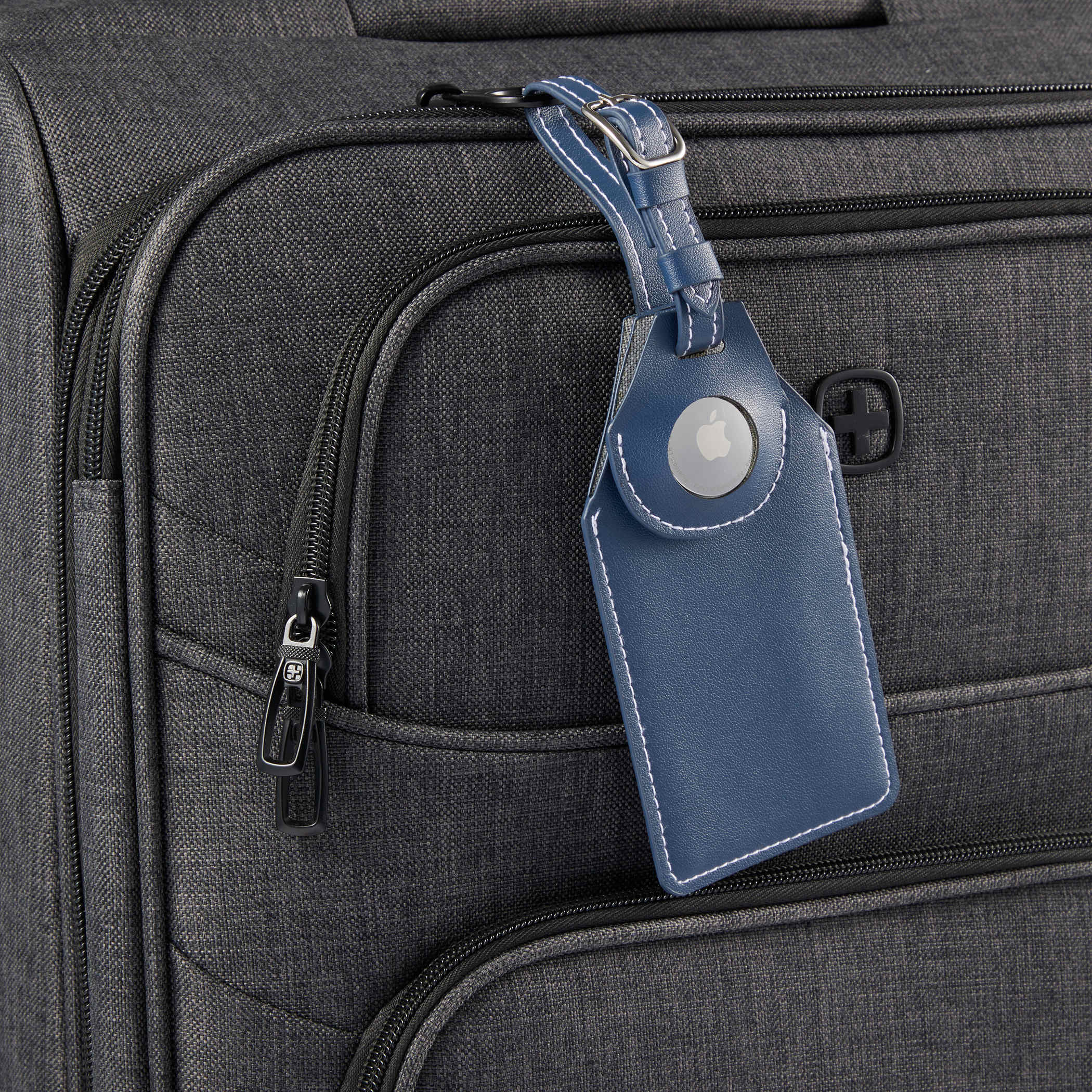 Picture of Wander & Roam Luggage Tag w/ Air Tag Holder