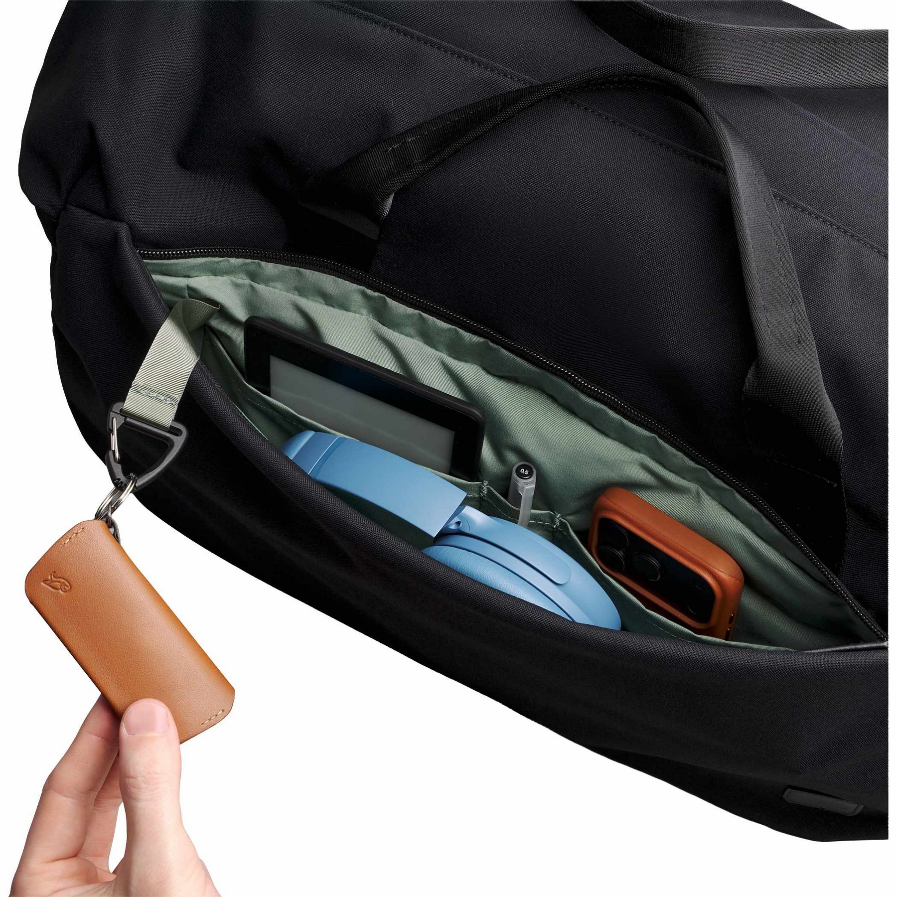 Picture of Bellroy Classic 45L Duffle Bag