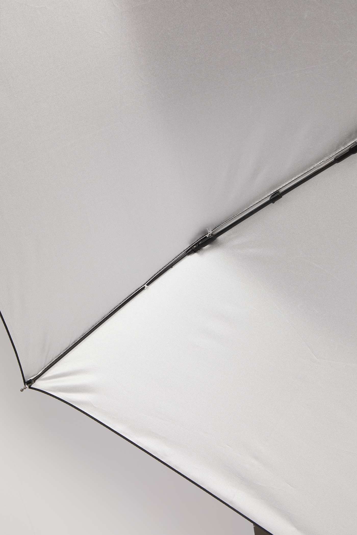 Picture of 42" Folding Auto Open/Close Umbrella