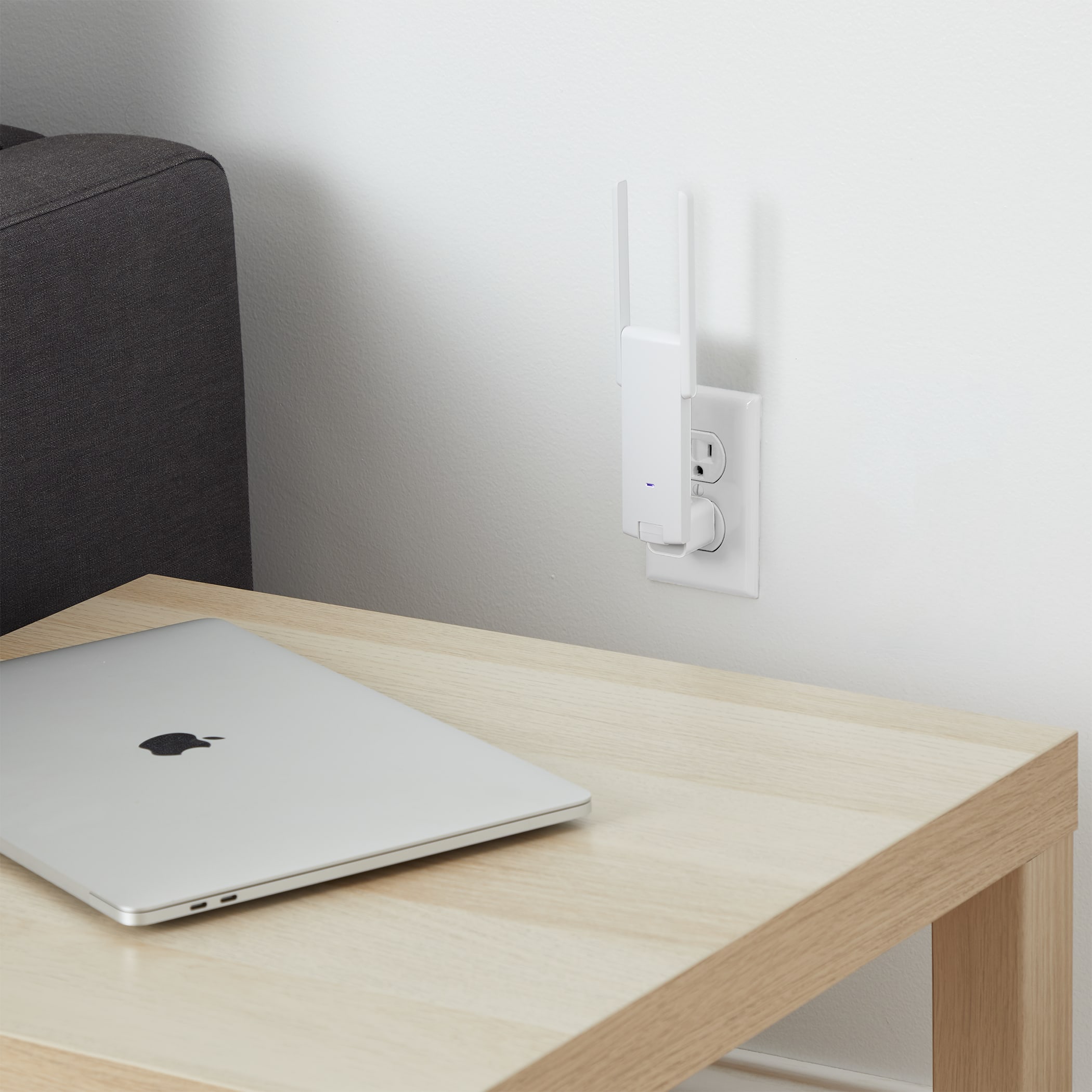 Picture of Dual Band Wifi Extender