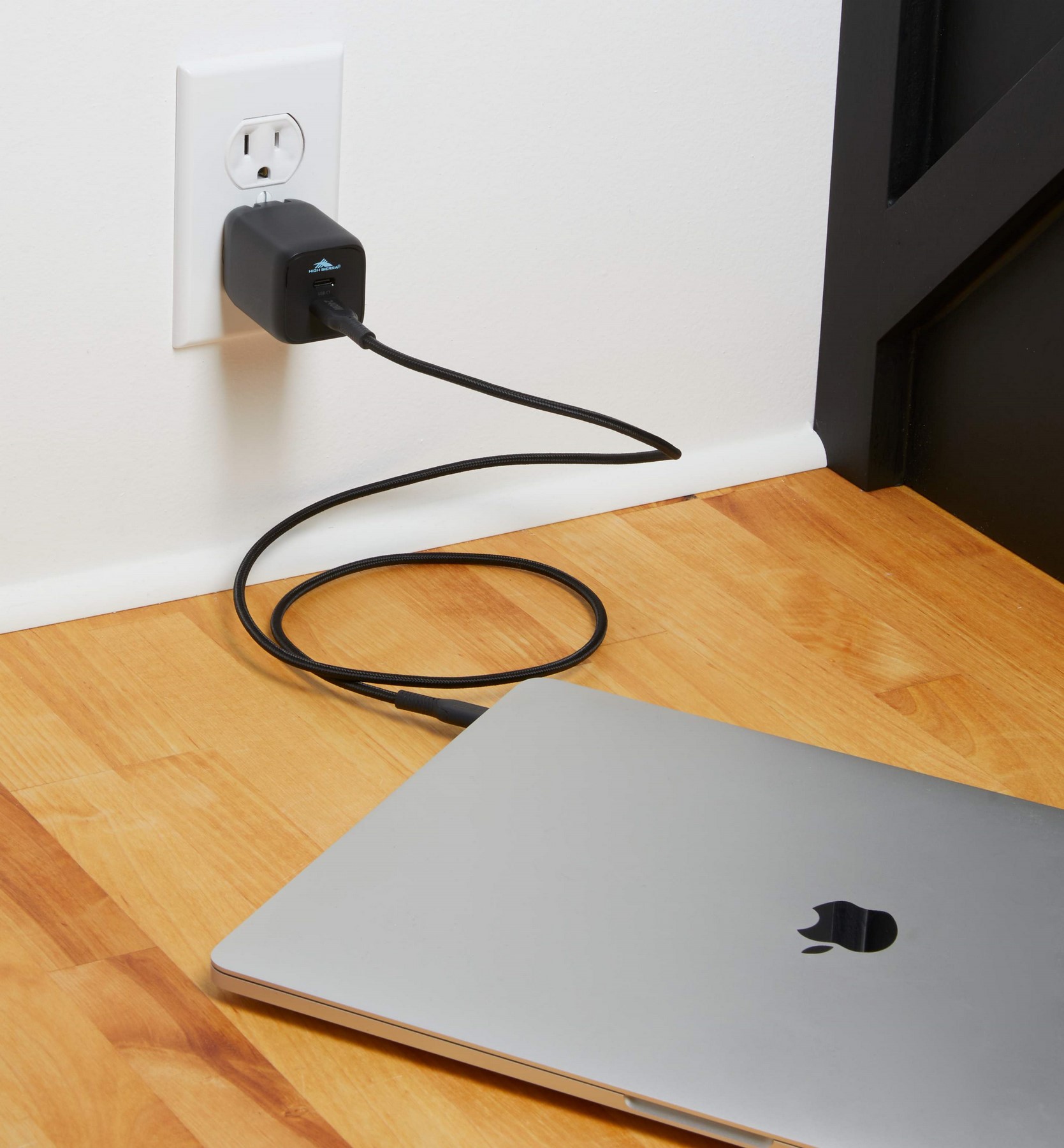 Picture of High Sierra 65W USB Wall Charger and Cable Kit