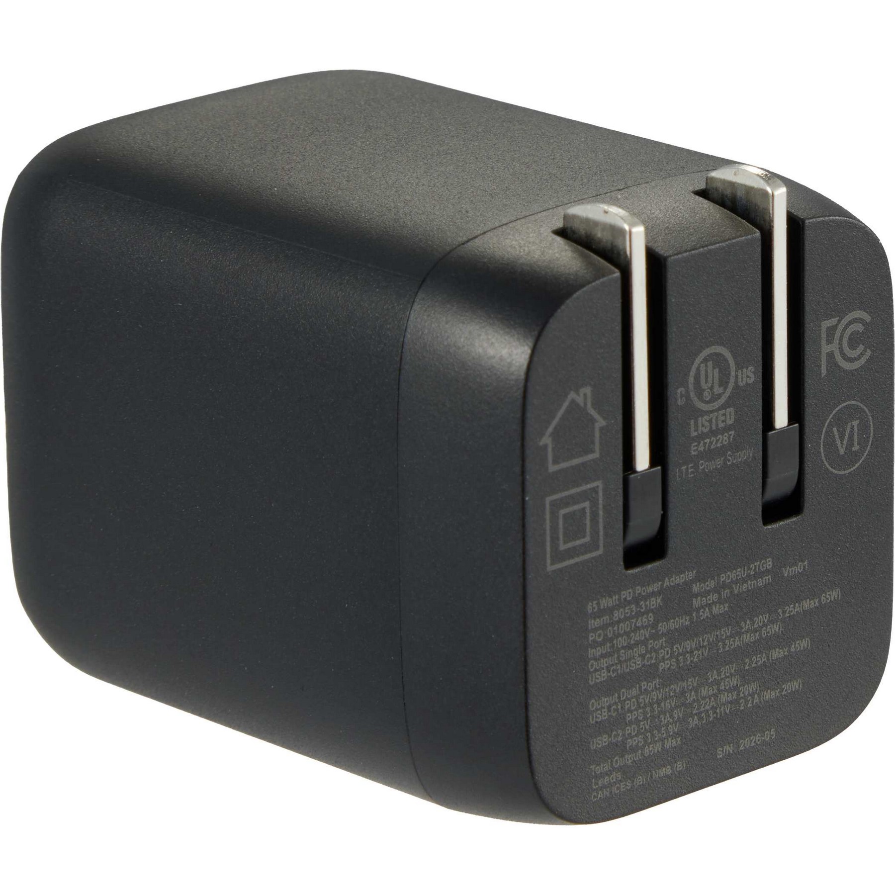 Picture of High Sierra 65W USB Wall Charger and Cable Kit