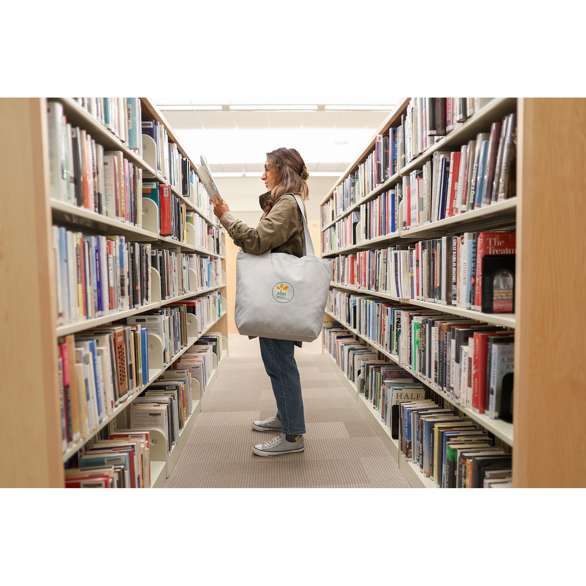 Picture of Recycled Cotton Shopper Tote with Interior Pocket - AWARE - Light Grey