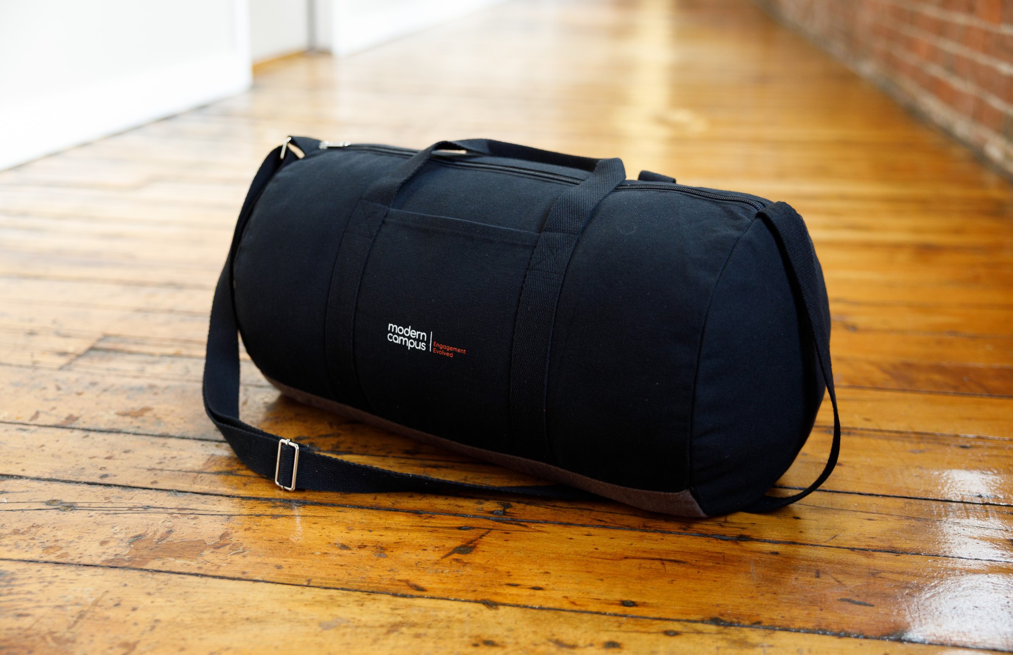 Picture of Ivy Recycled Cotton Barrel Duffel - AWARE - Navy