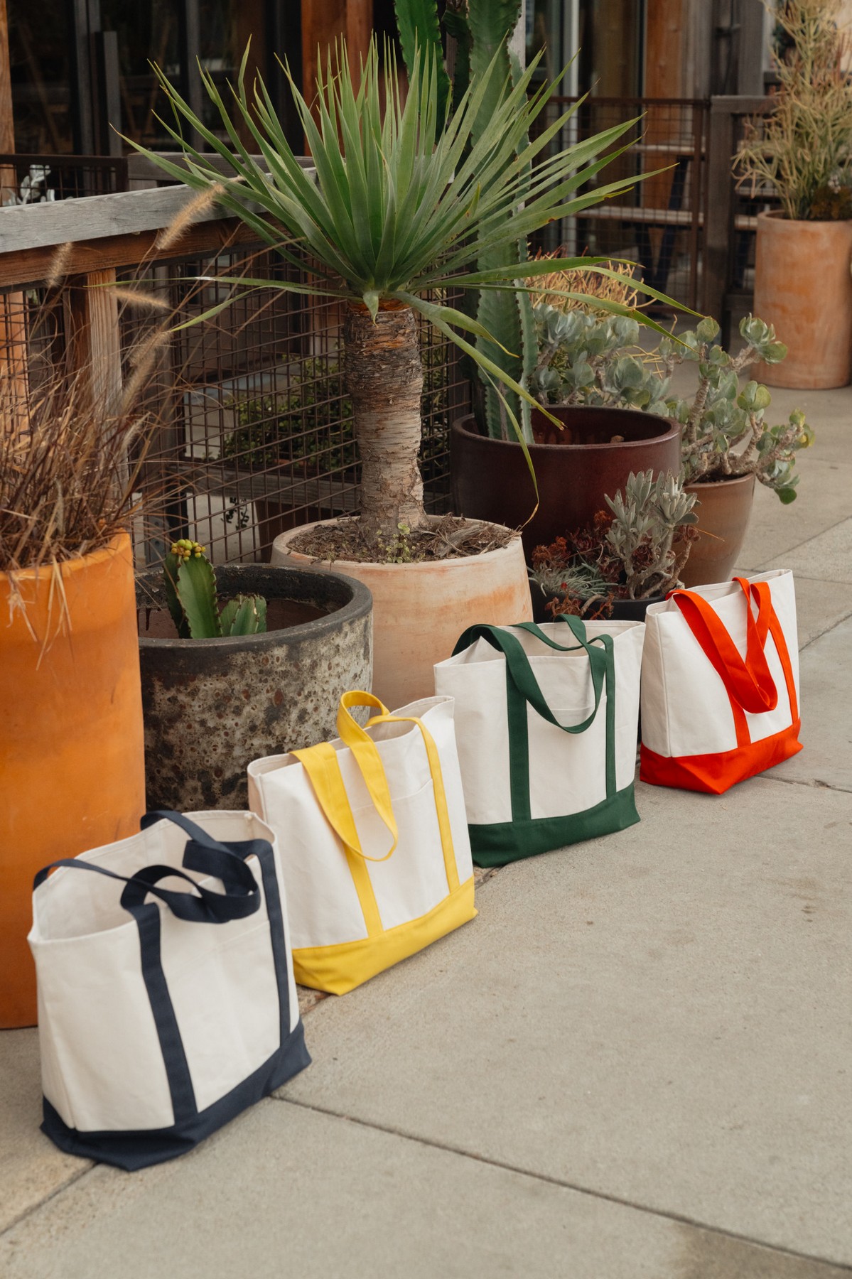 Picture of Large Canvas Tote - Green