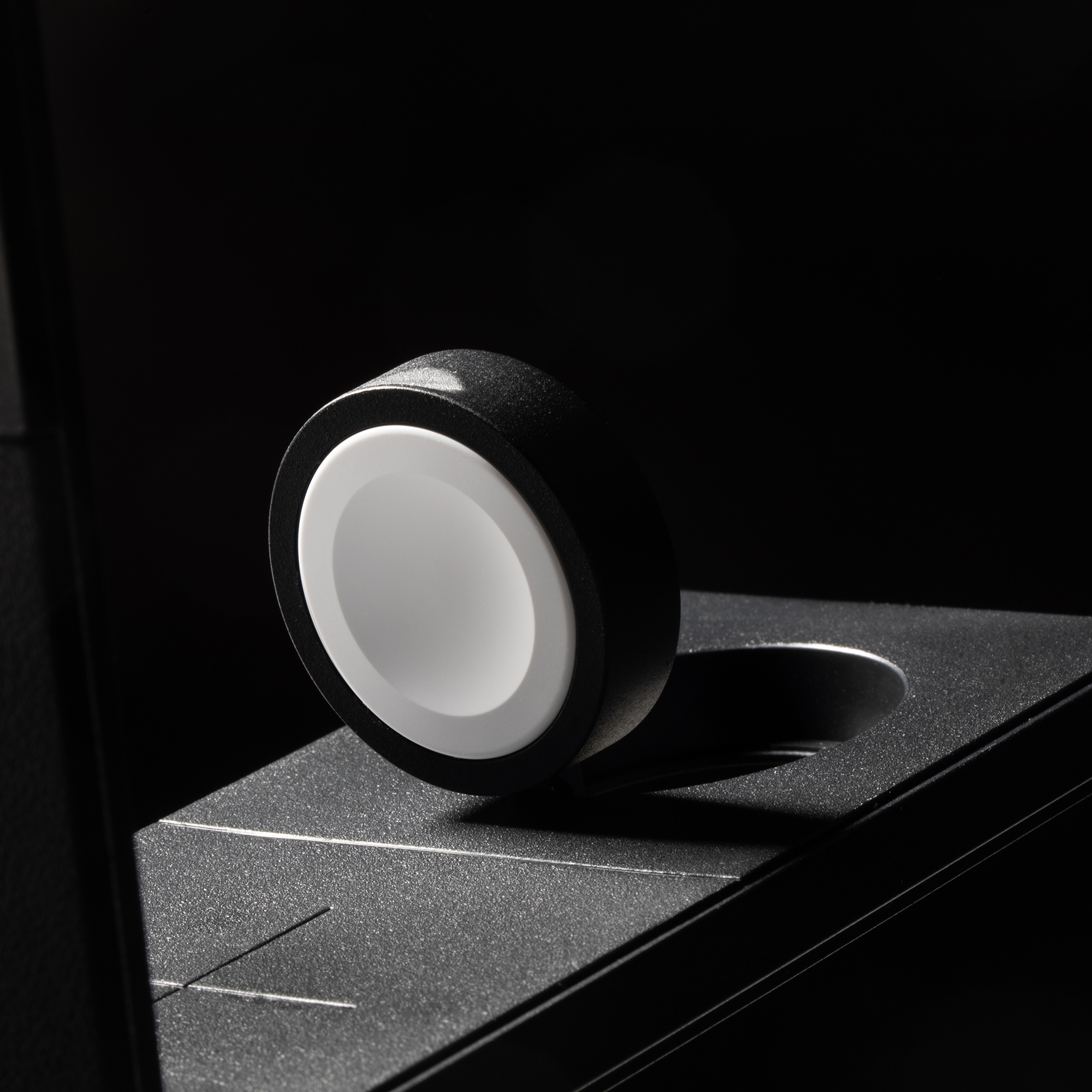 Picture of Native Union Rise 3-IN-1 Qi2 Wireless Charger - Black